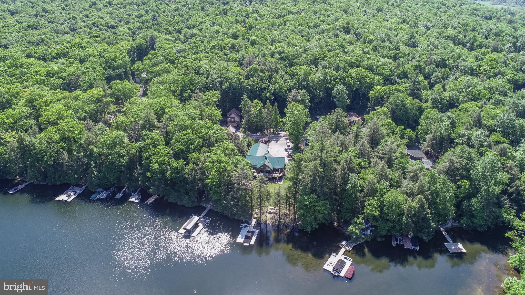 LAKE SHORE DRIVE - Residential
