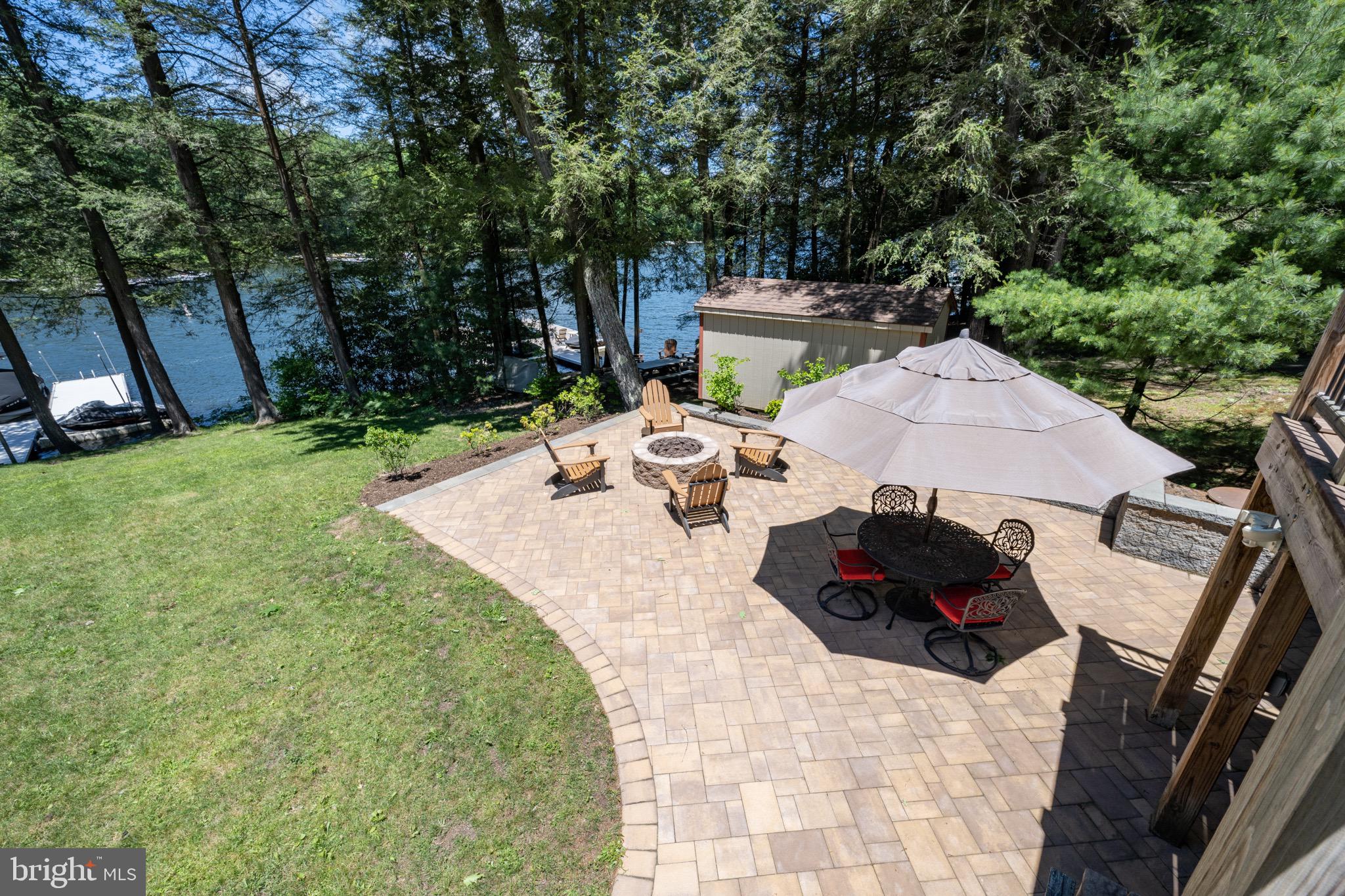 LAKE SHORE DRIVE - Residential