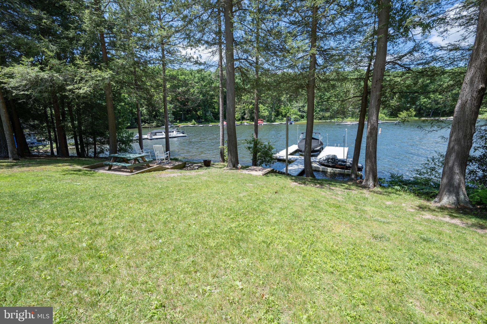 LAKE SHORE DRIVE - Residential