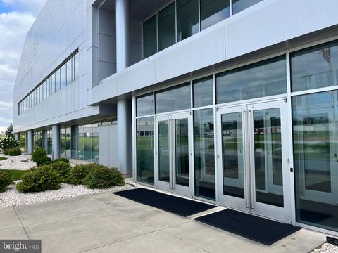 Photo of 250 Cross Farm Lane, YORK, PA 17406 (MLS # PAYK2067224)