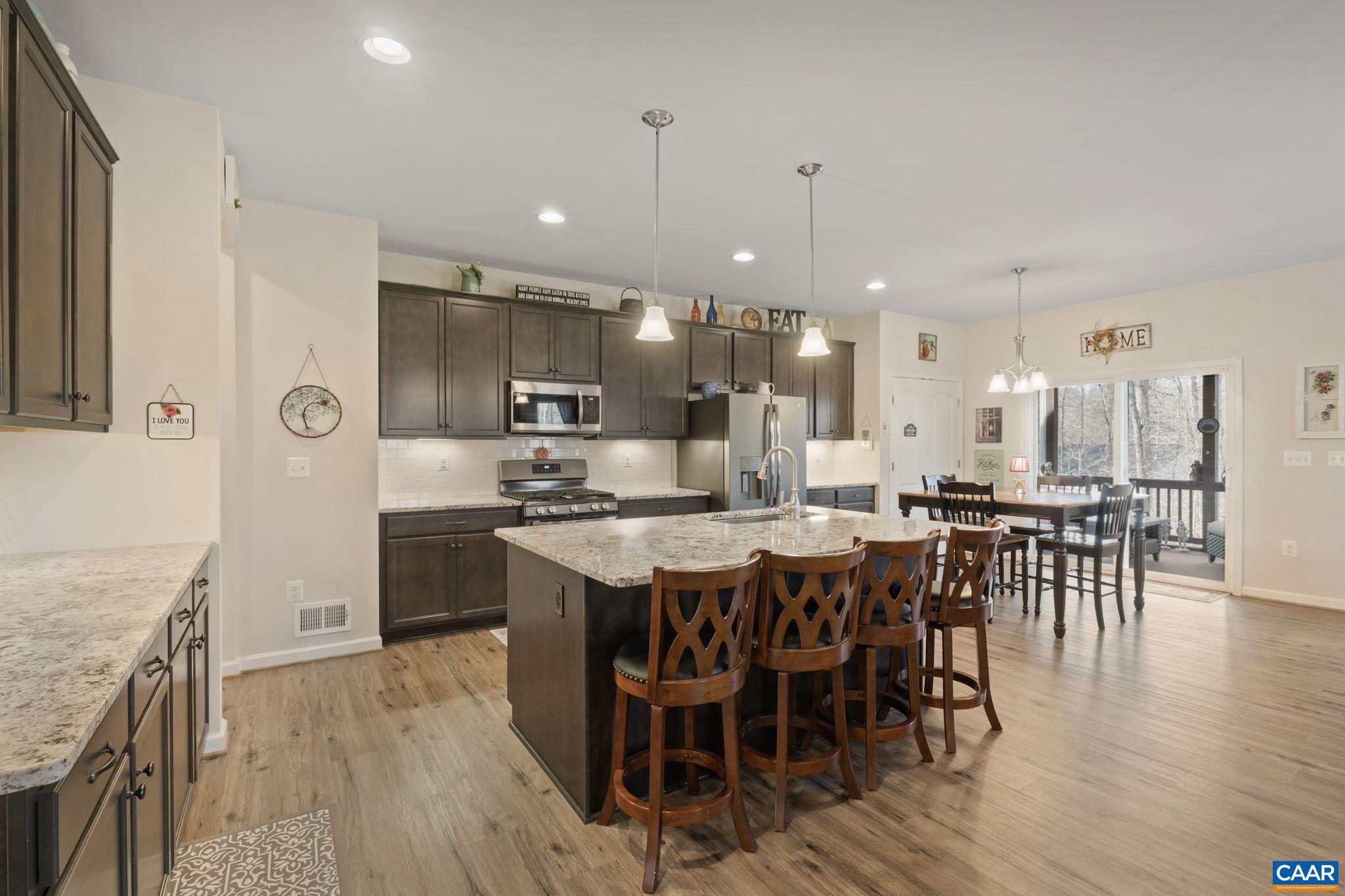 LAKE MONTICELLO - Residential