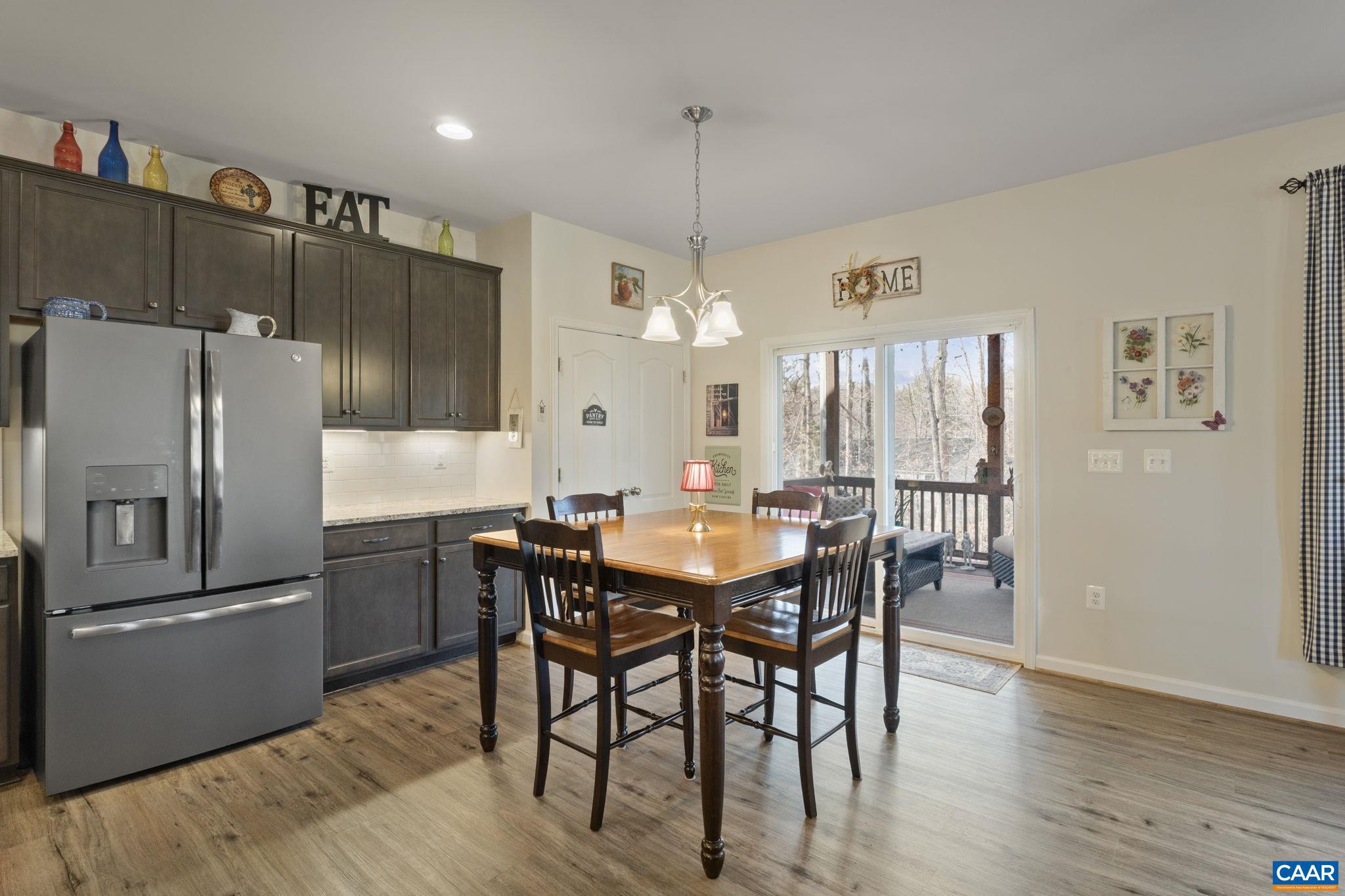 LAKE MONTICELLO - Residential