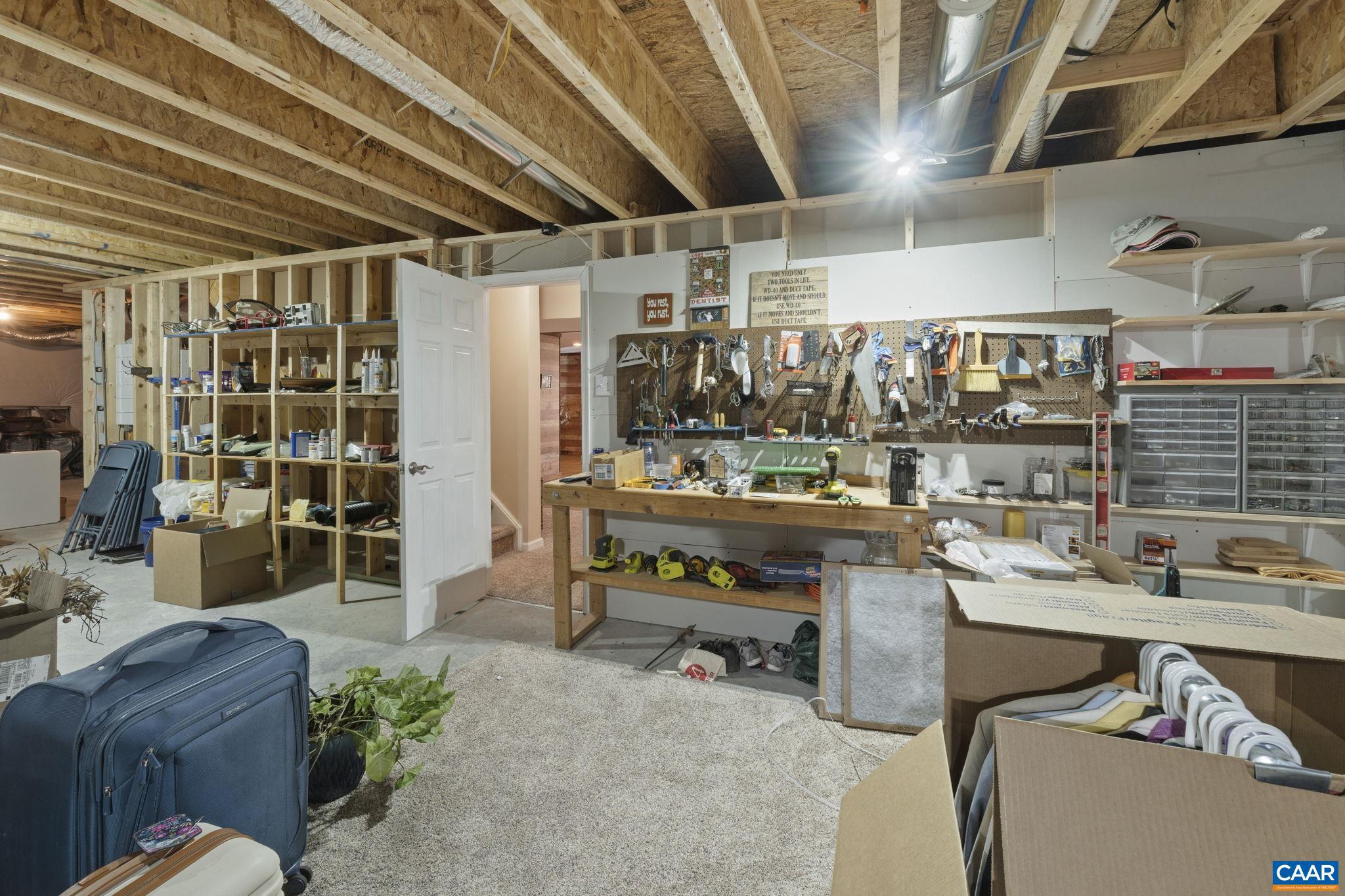 LAKE MONTICELLO - Residential