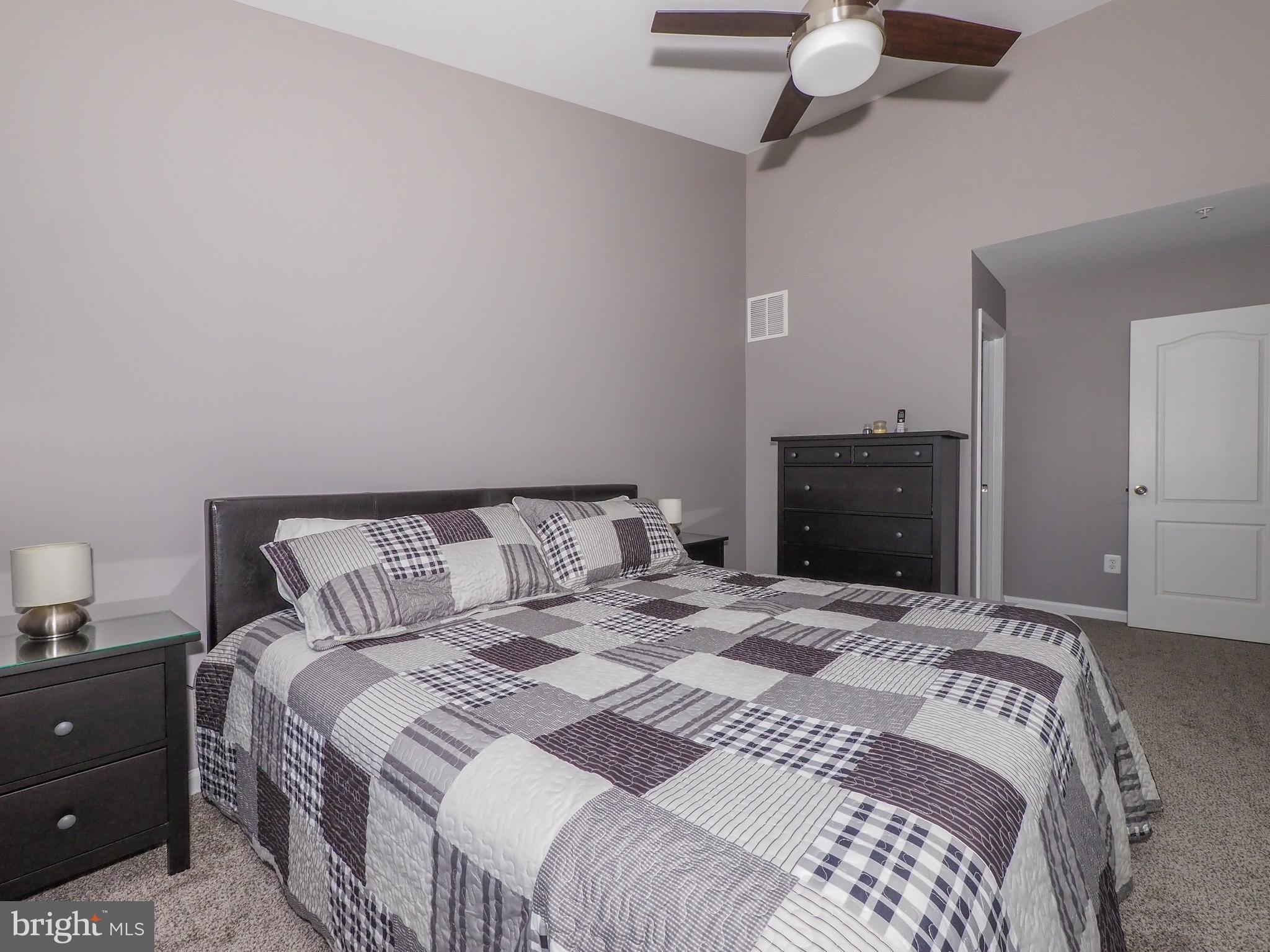 THE POINTE AT TANYARD SPRINGS - Residential