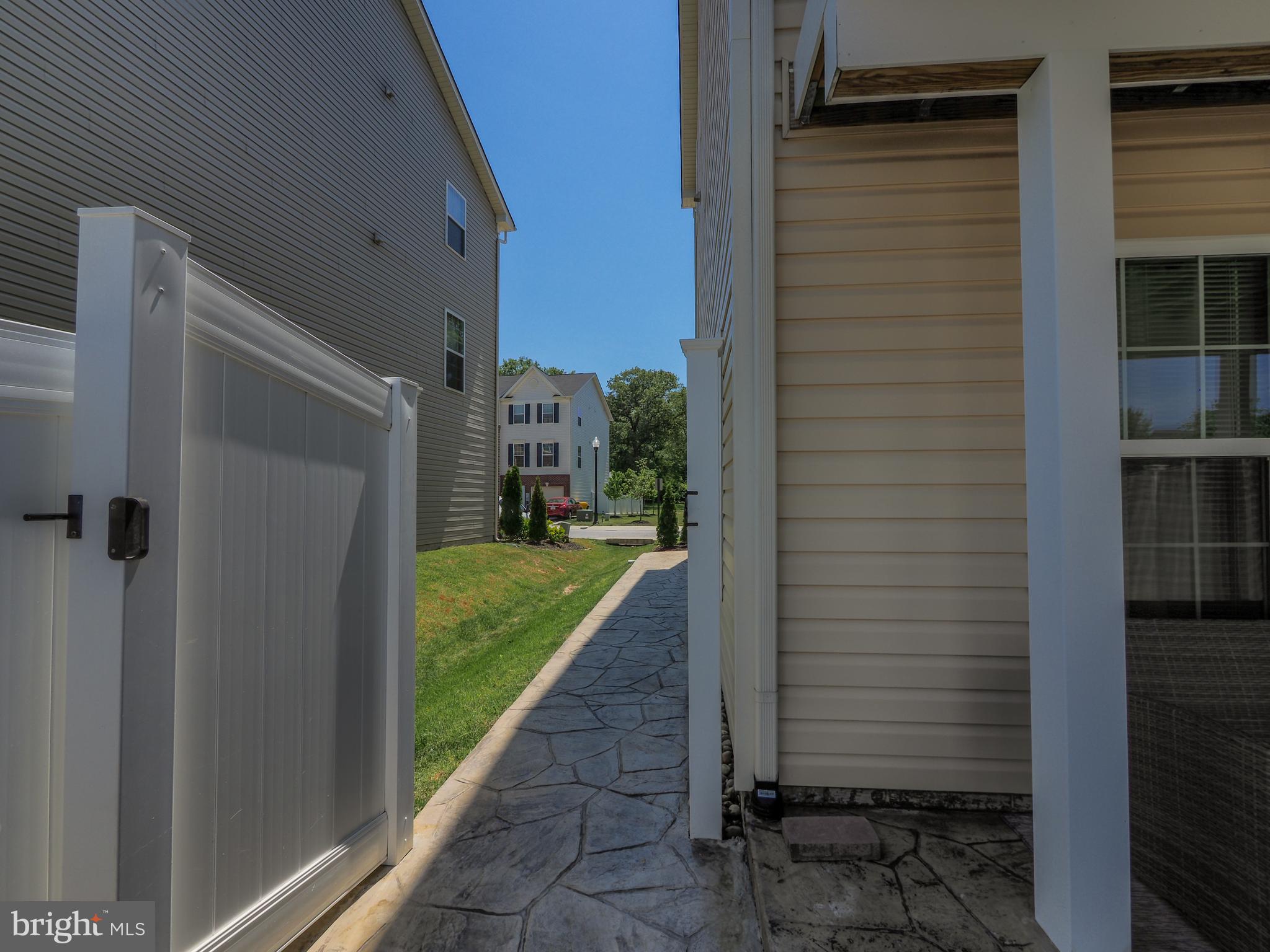 THE POINTE AT TANYARD SPRINGS - Residential