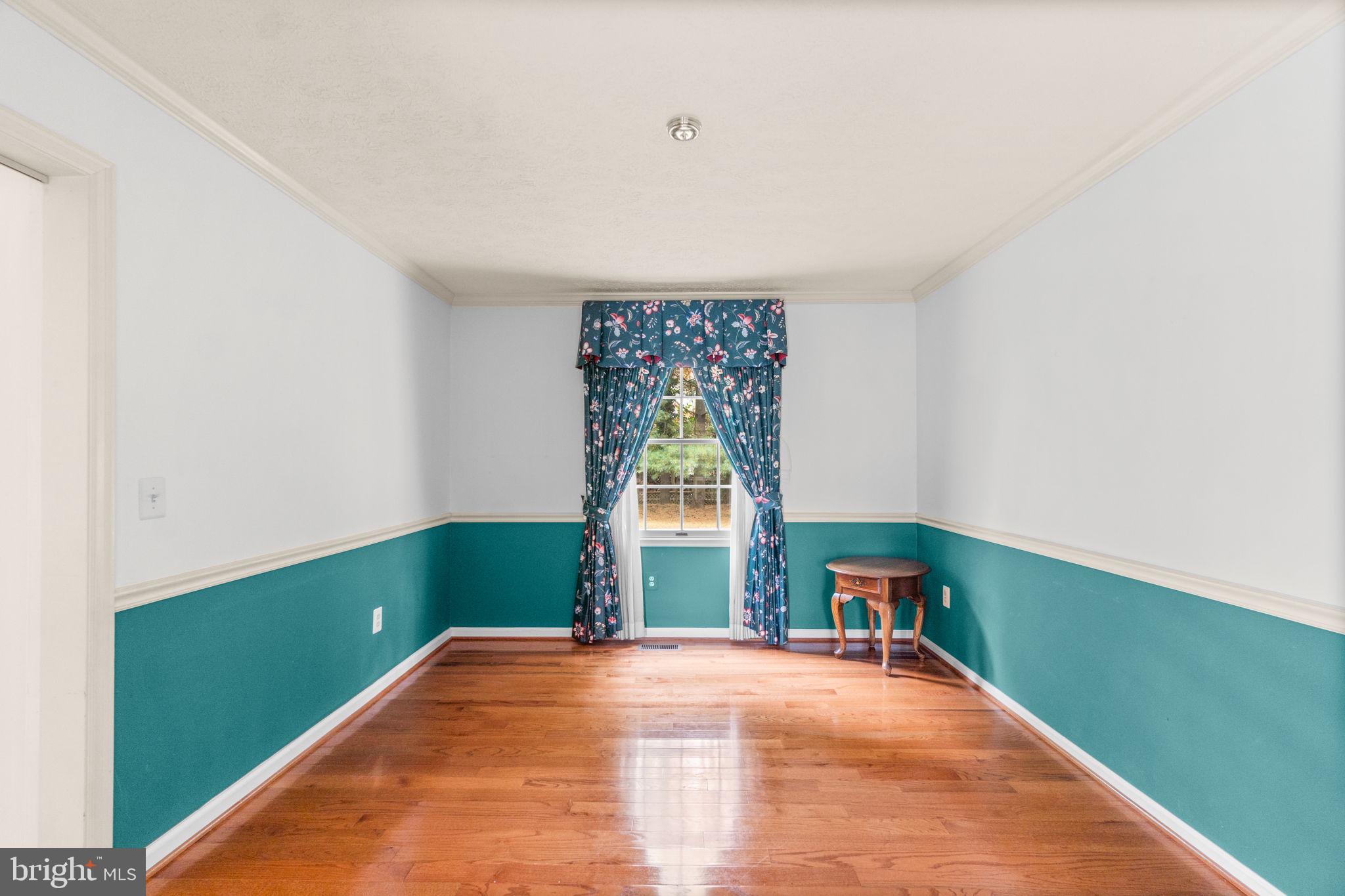 7 BIEHL COURT