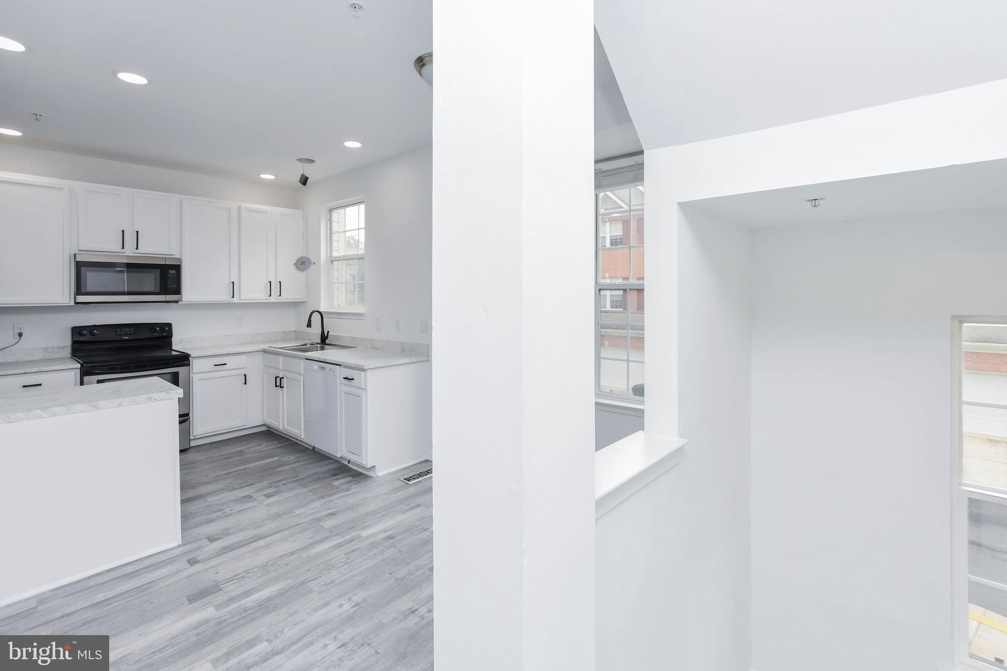 HIGHLAND GATE - Residential