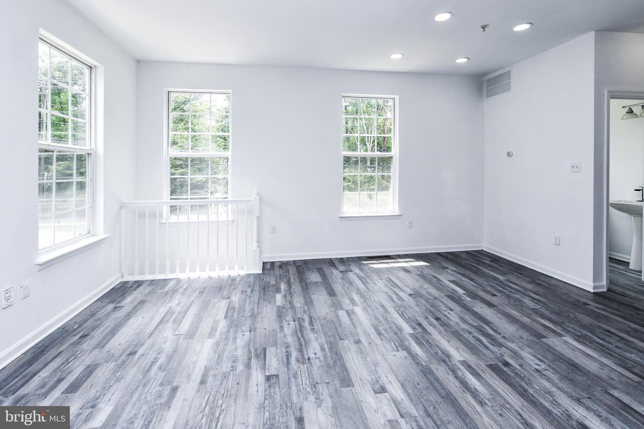 HIGHLAND GATE - Residential