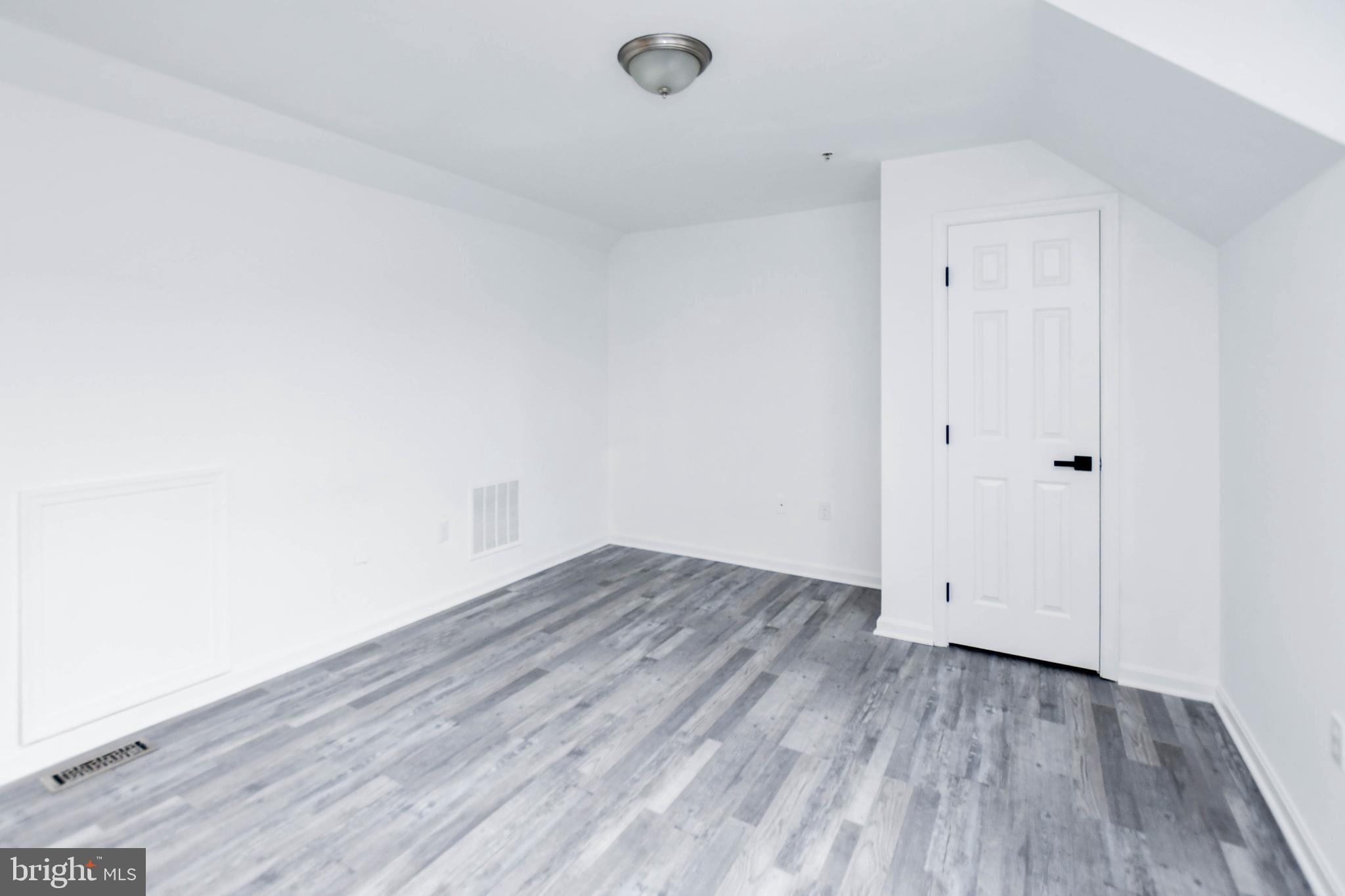 HIGHLAND GATE - Residential