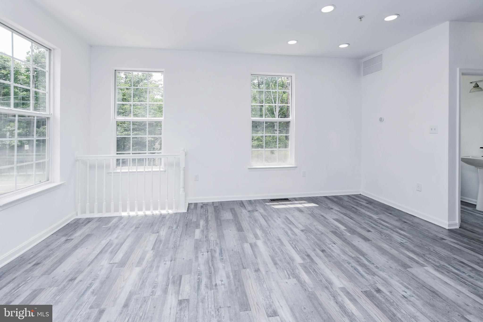 HIGHLAND GATE - Residential