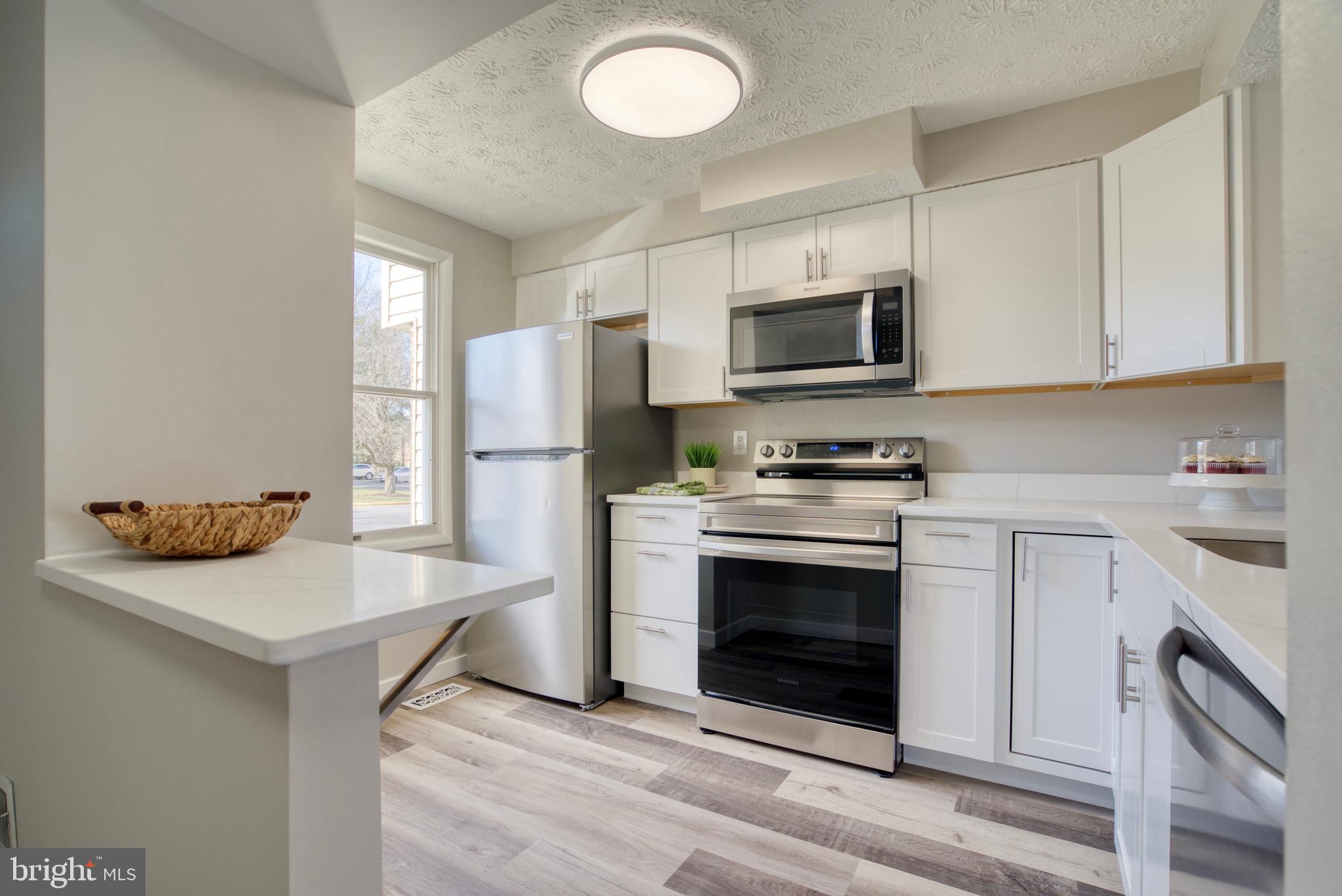 NEWINGTON FOREST - Residential