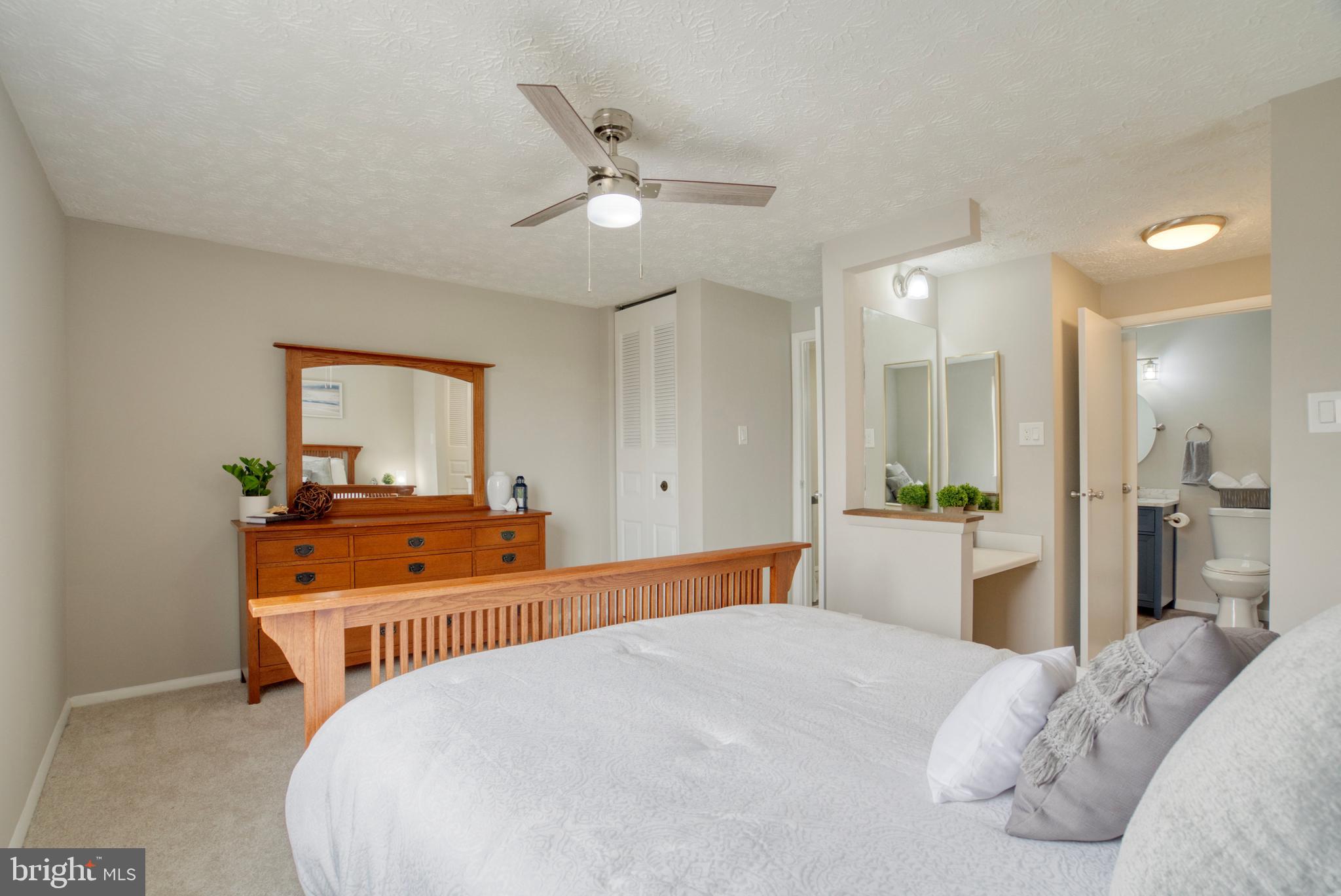 NEWINGTON FOREST - Residential