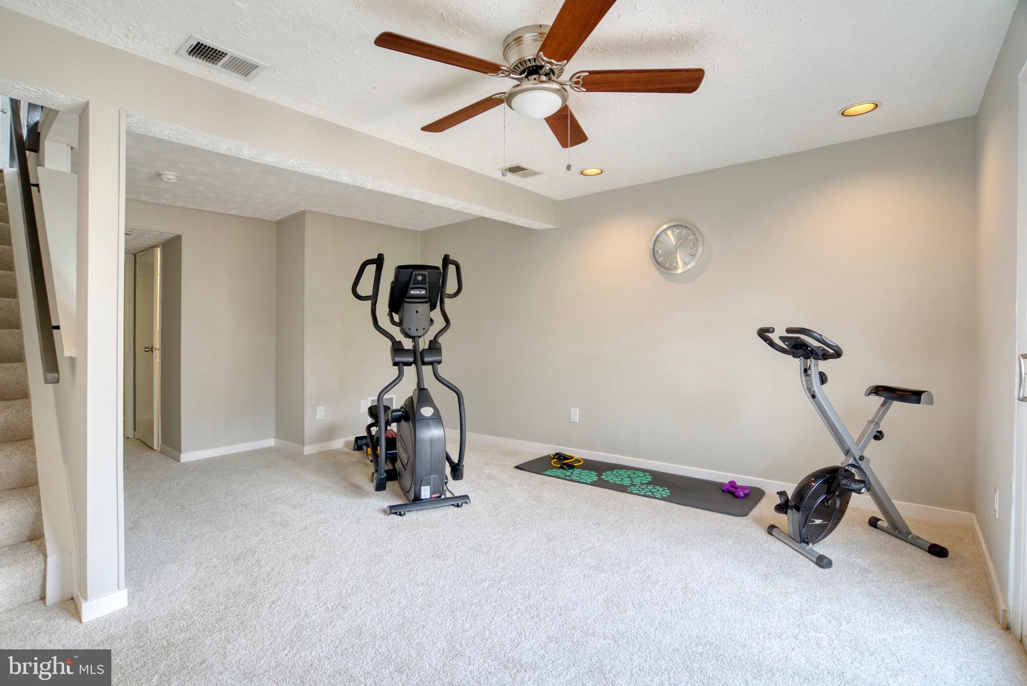 NEWINGTON FOREST - Residential