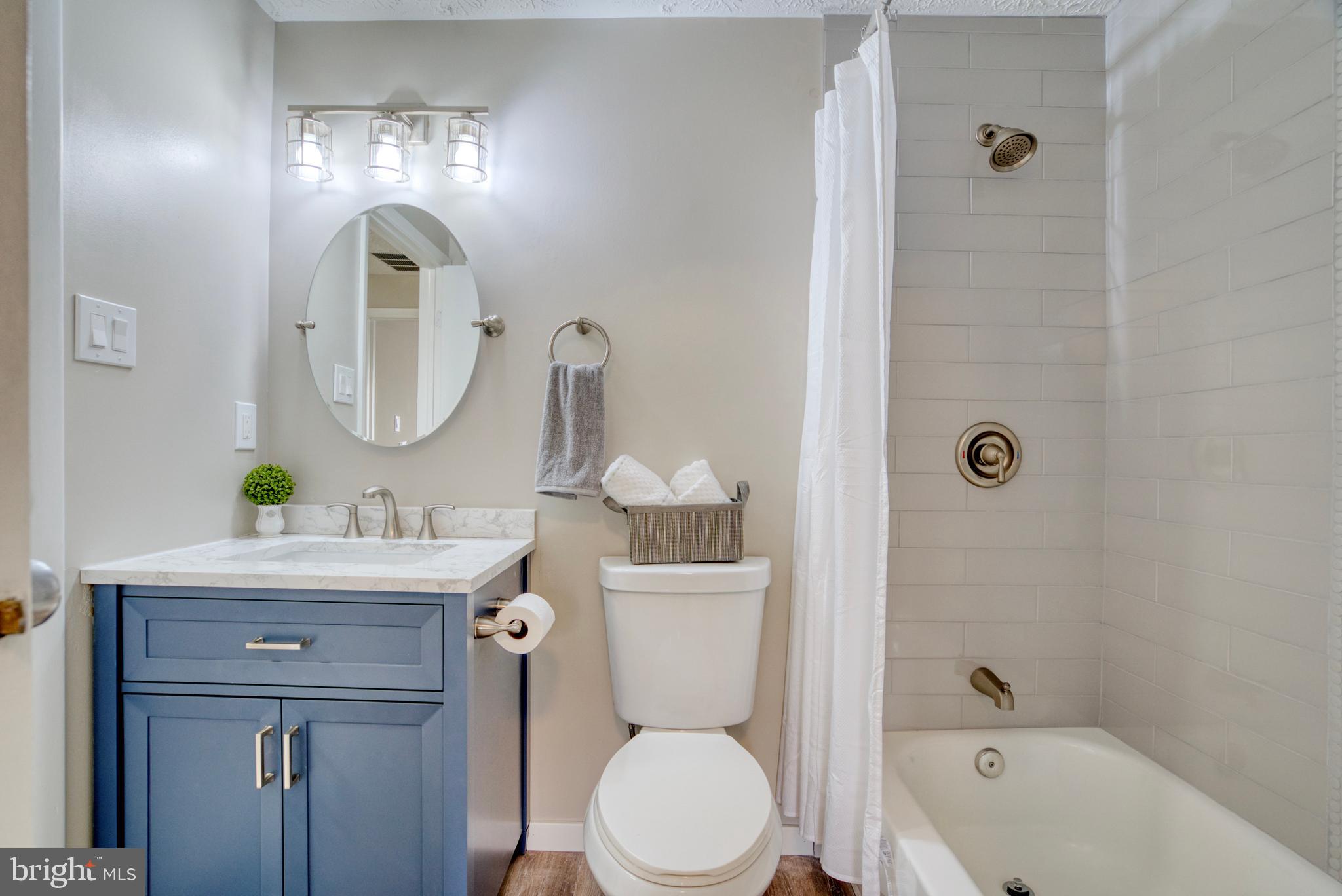 NEWINGTON FOREST - Residential