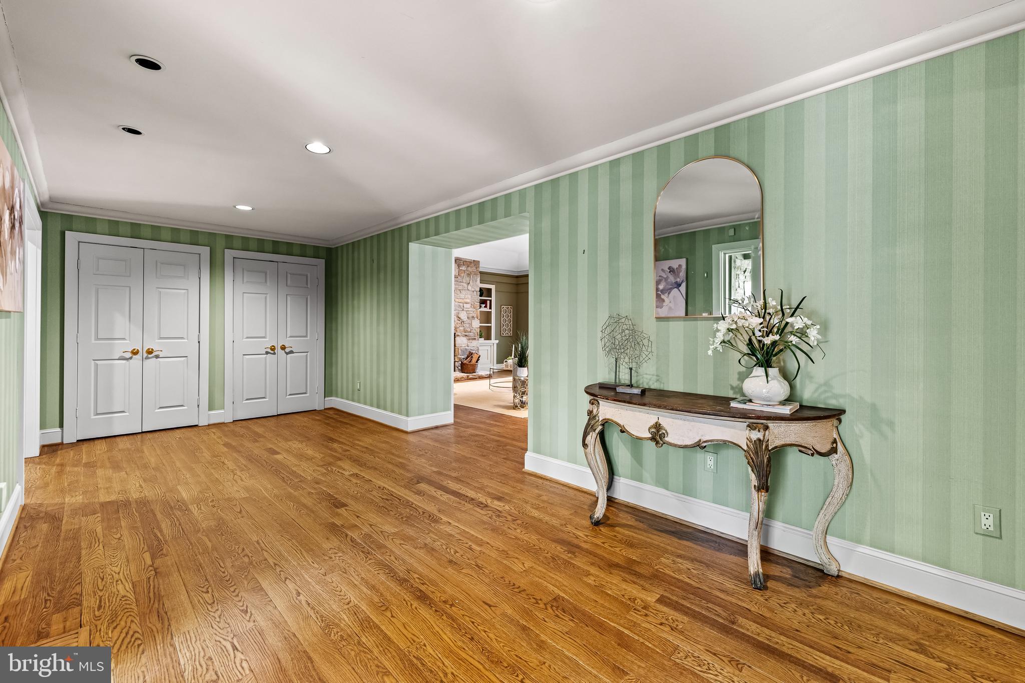 ROCKLAND - Residential