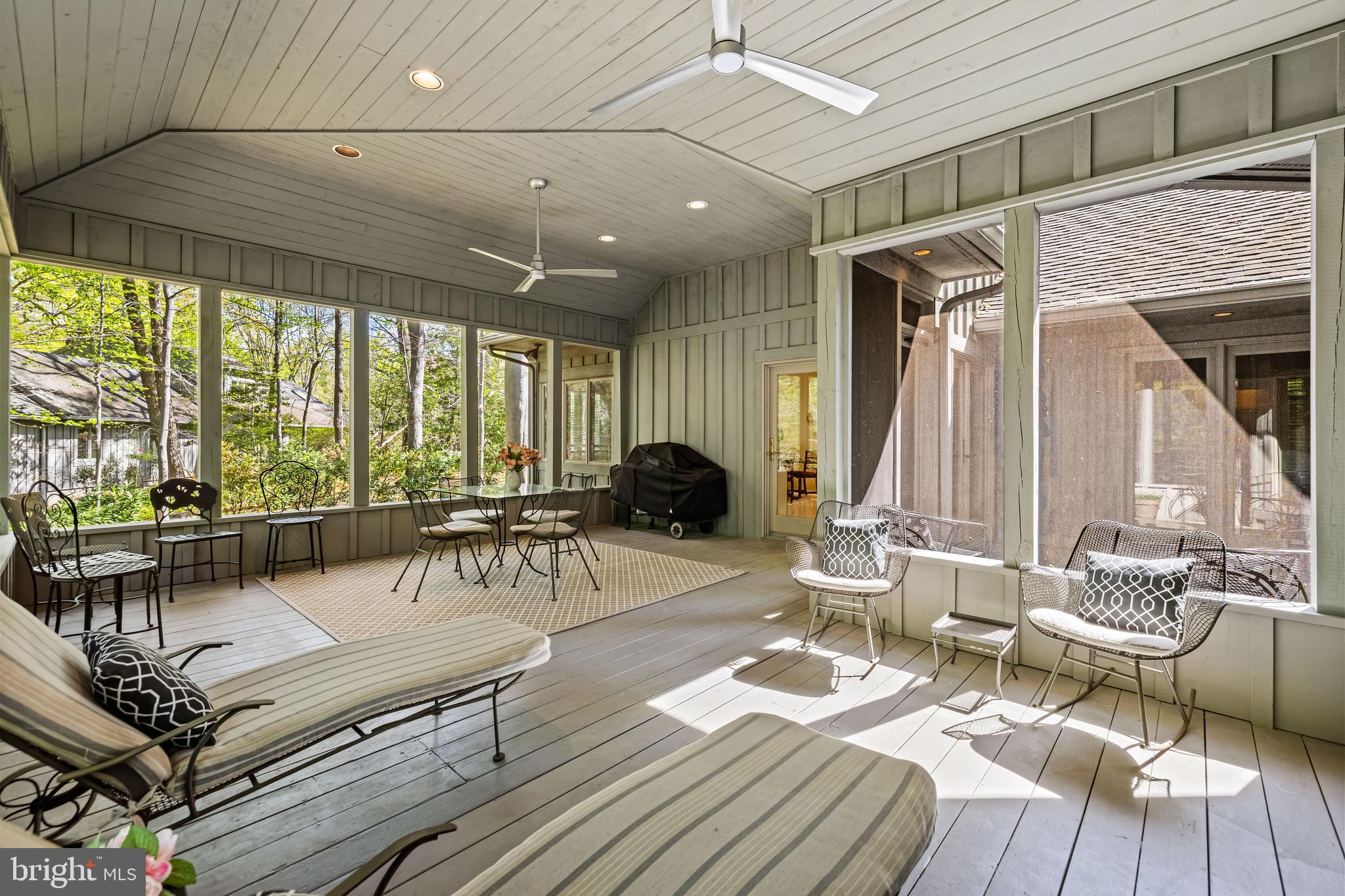 ROCKLAND - Residential