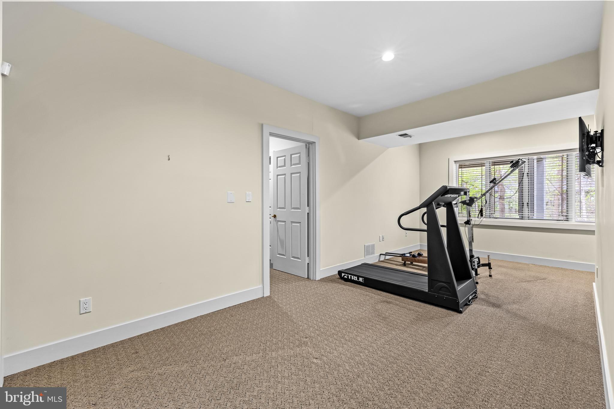 ROCKLAND - Residential