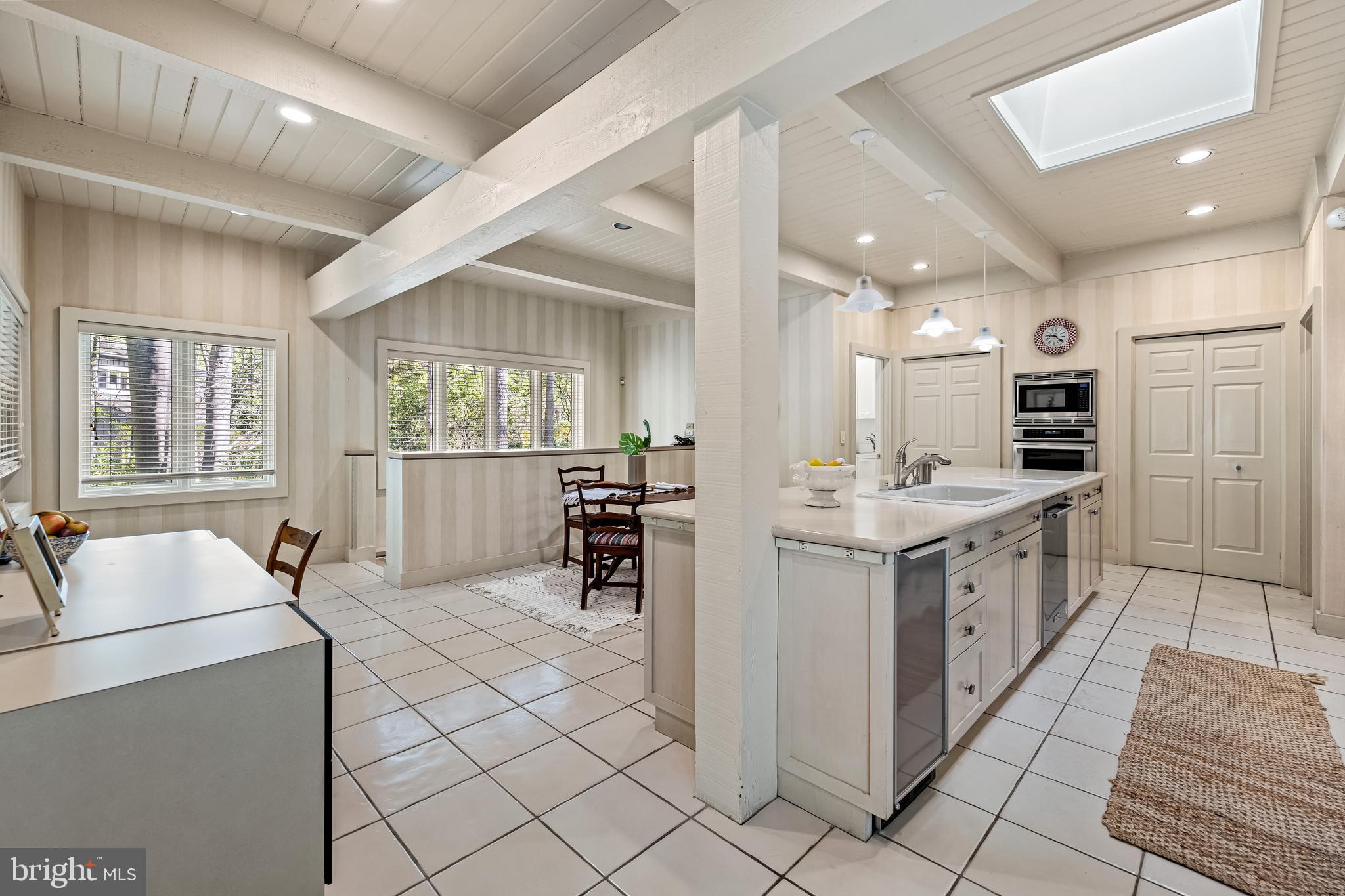 ROCKLAND - Residential