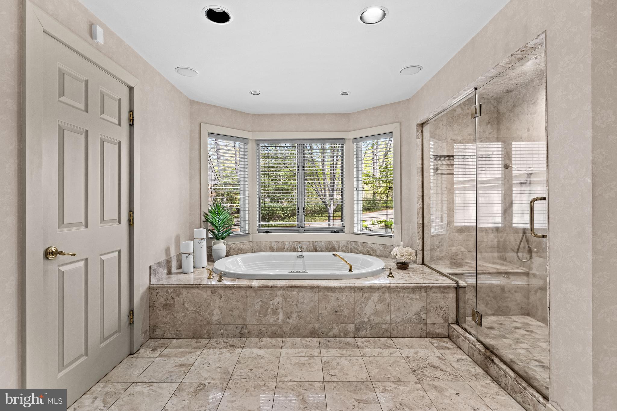 ROCKLAND - Residential