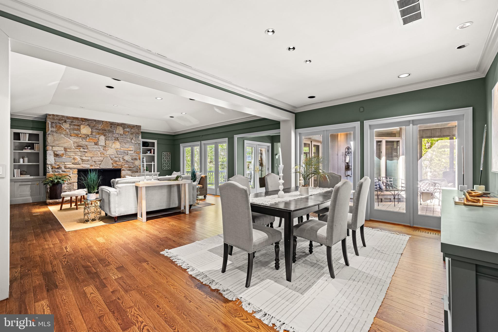 ROCKLAND - Residential