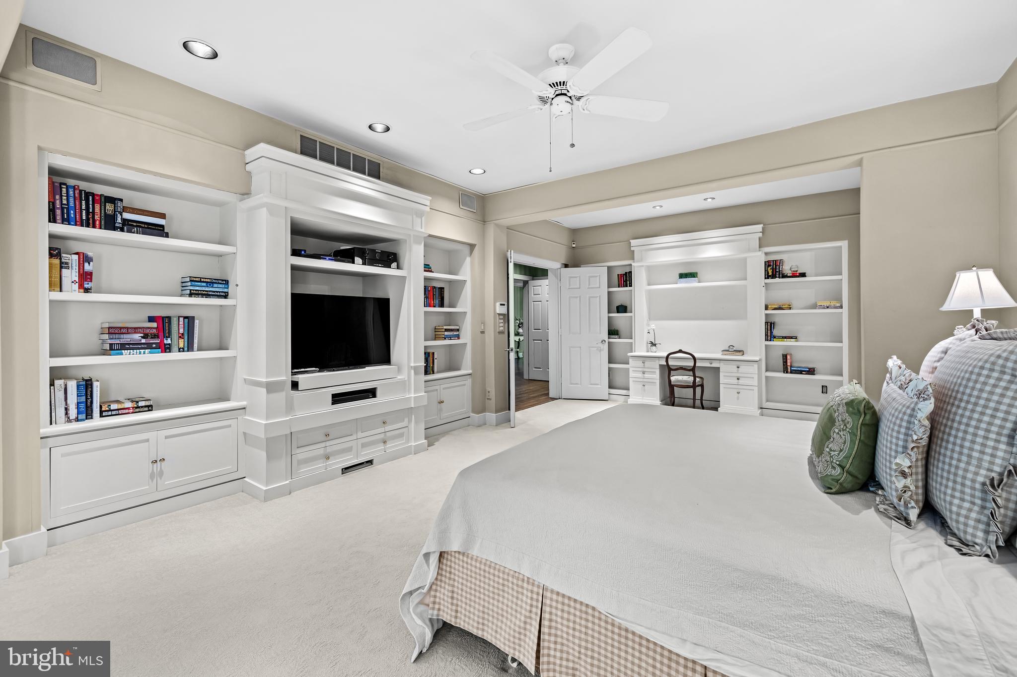 ROCKLAND - Residential