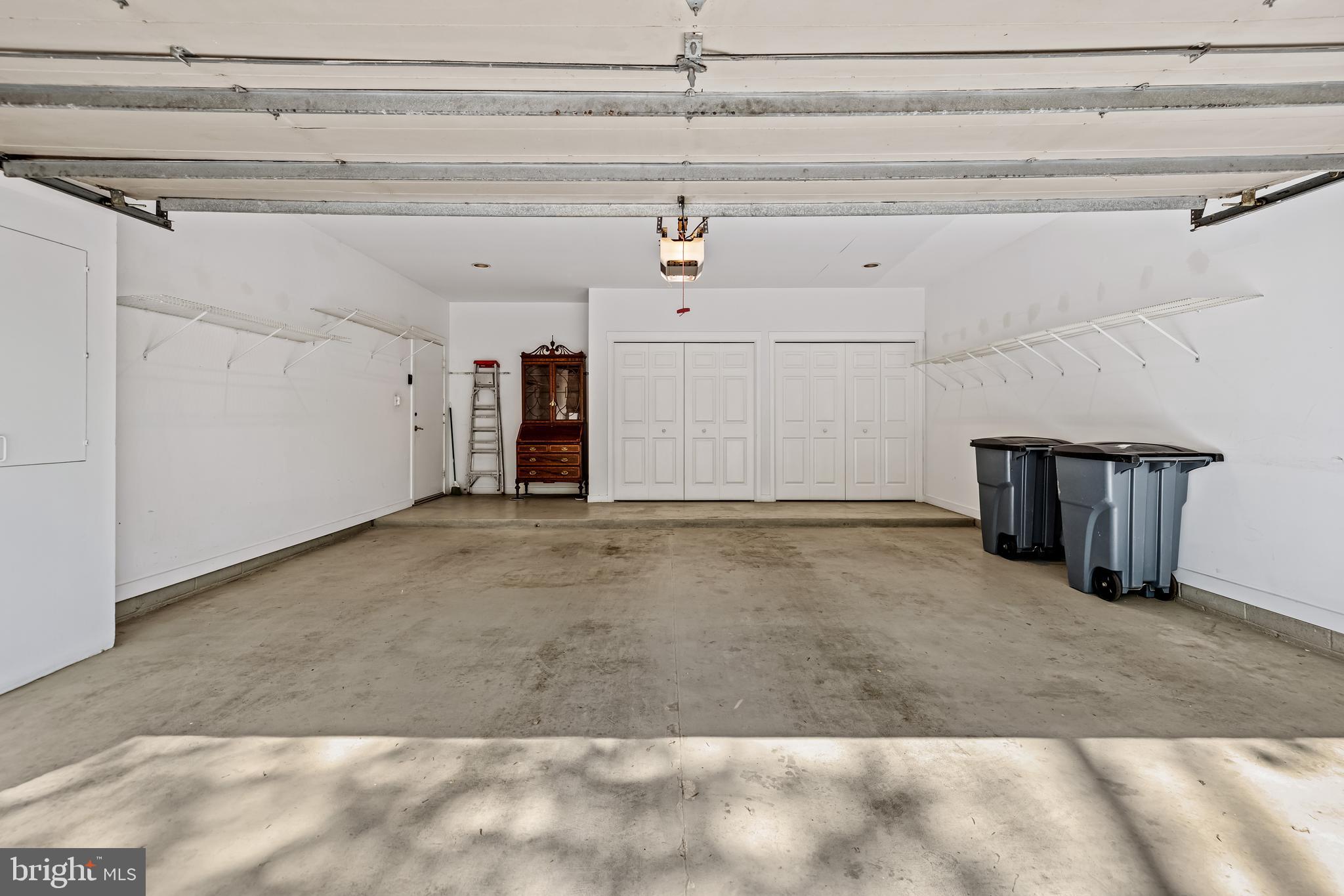 ROCKLAND - Residential