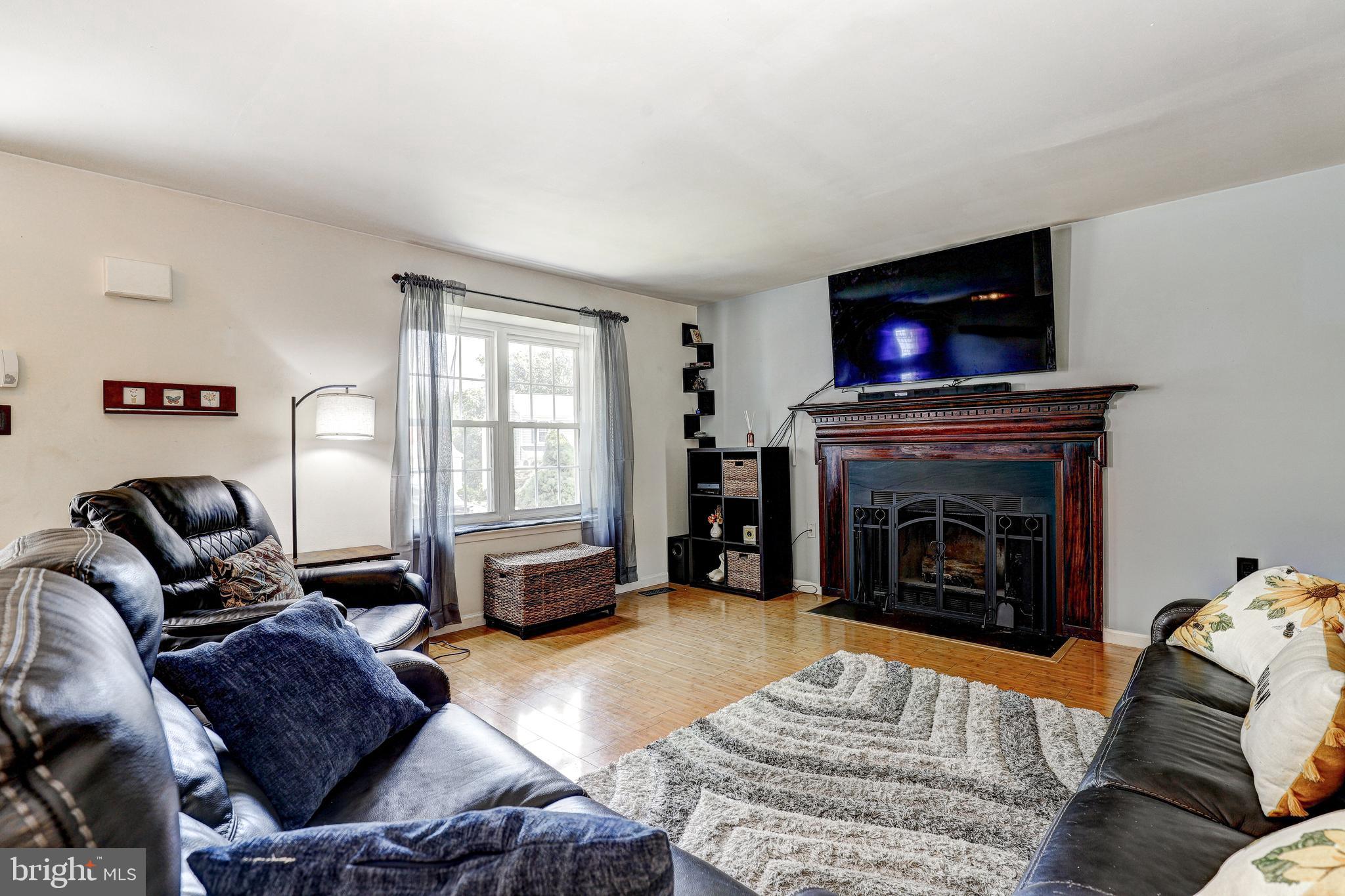 CHURCHILL TOWN SECTOR - Residential