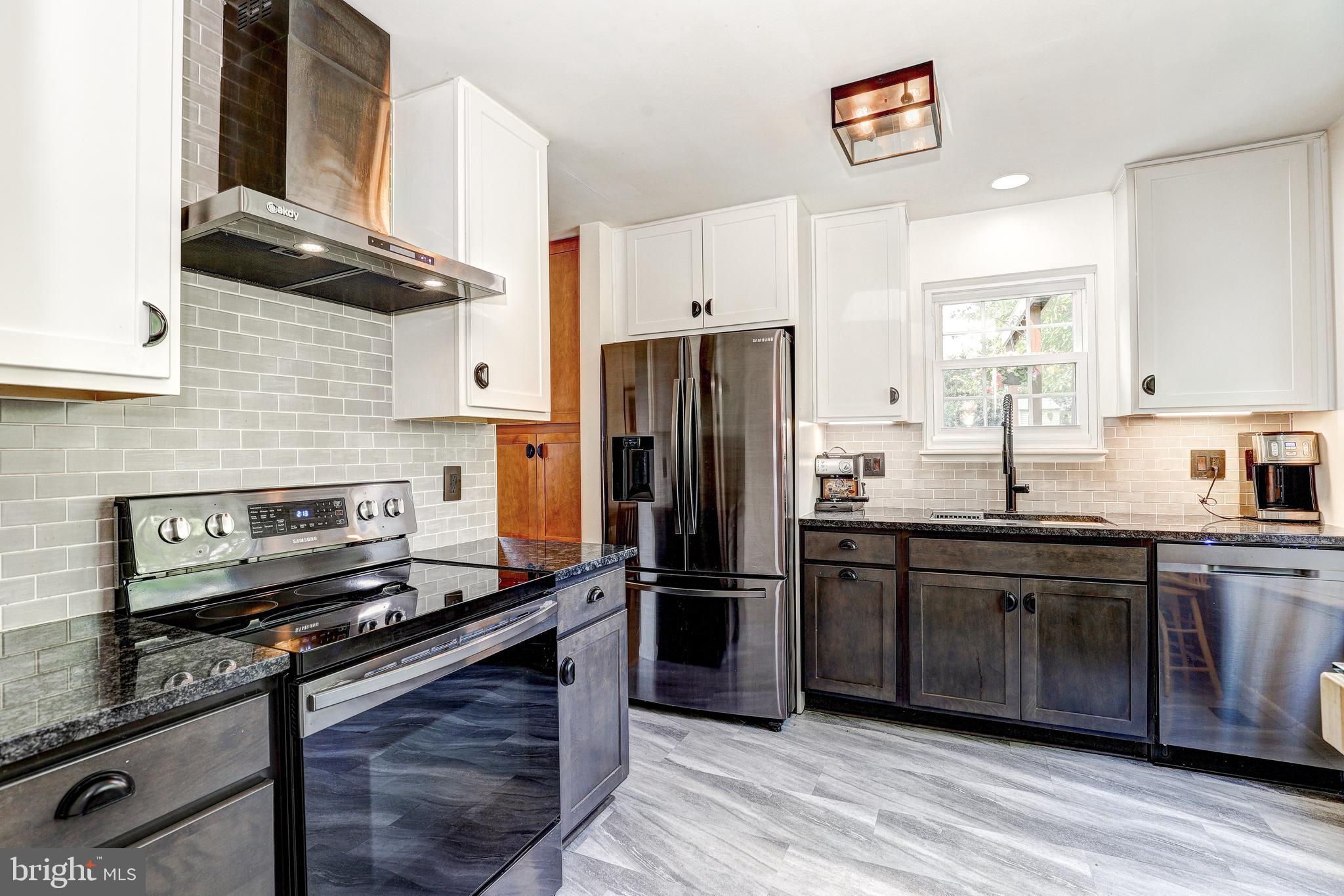 CHURCHILL TOWN SECTOR - Residential