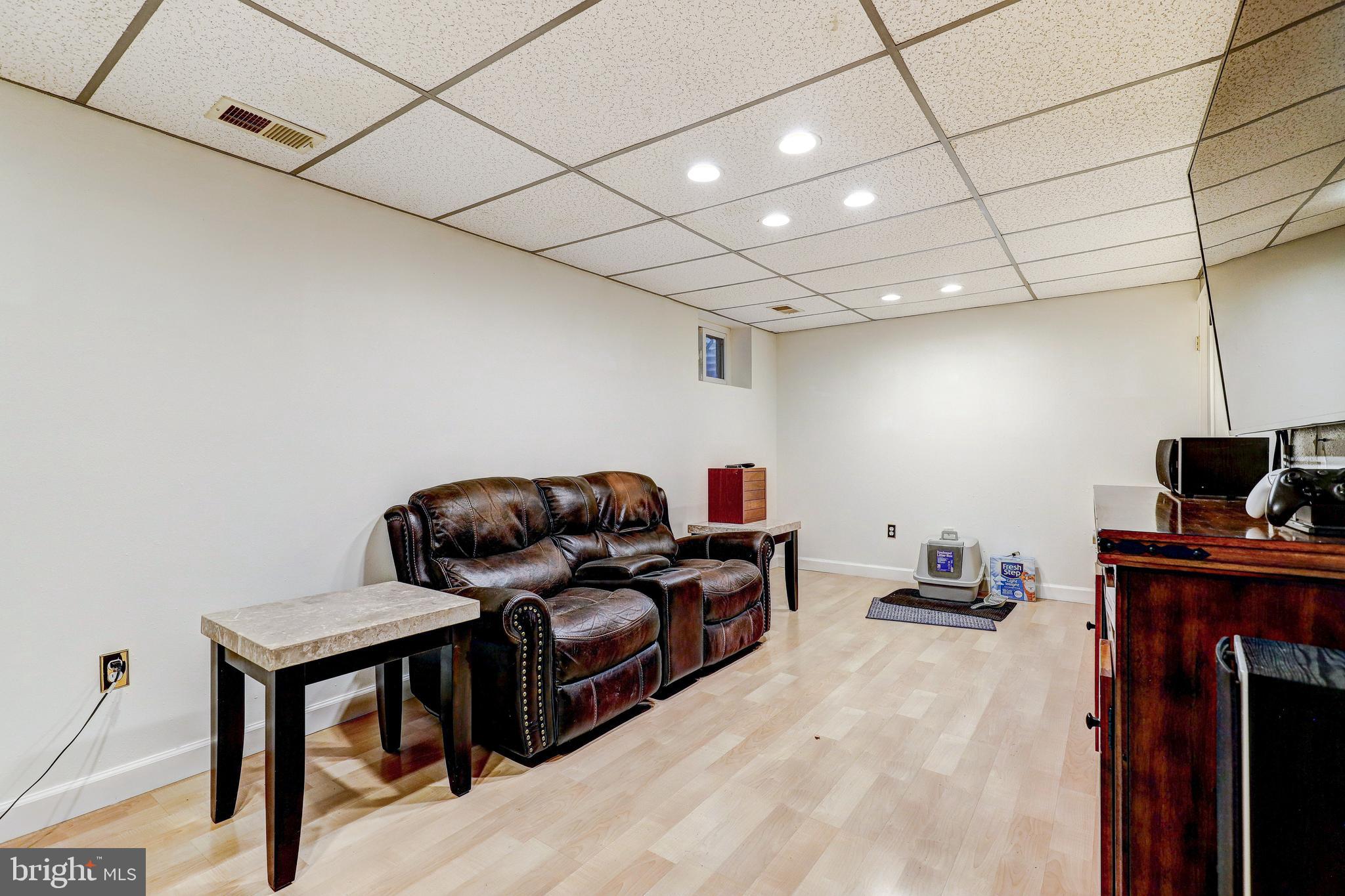 CHURCHILL TOWN SECTOR - Residential