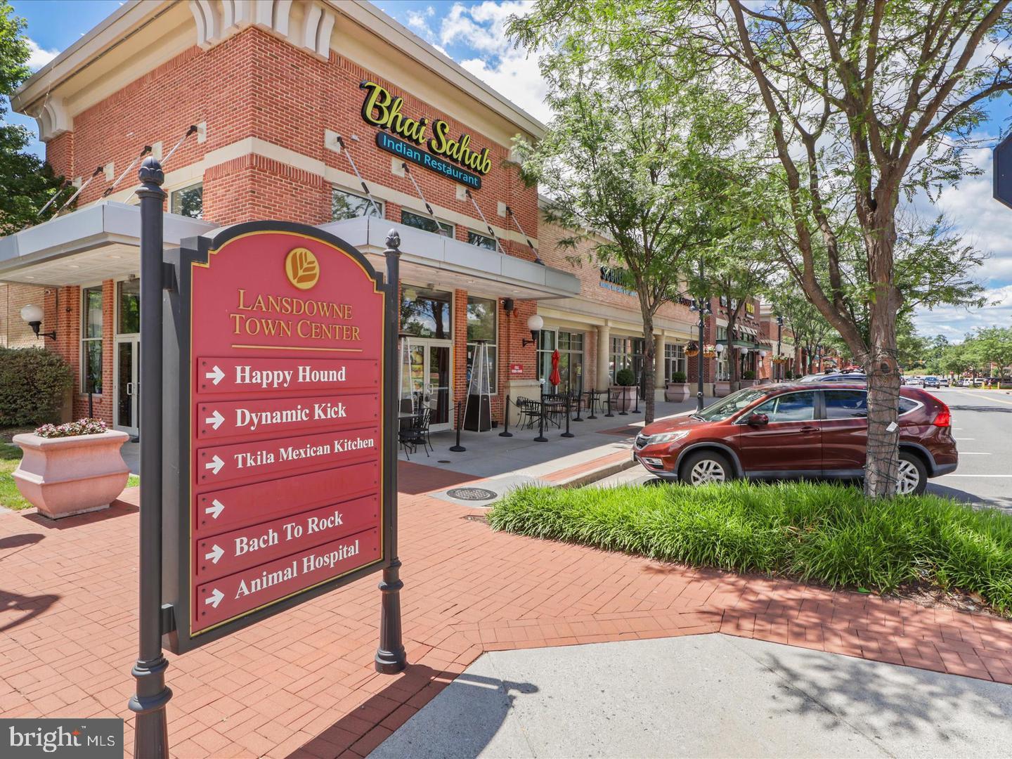 LANSDOWNE TOWN CENTER CONDOS - Residential