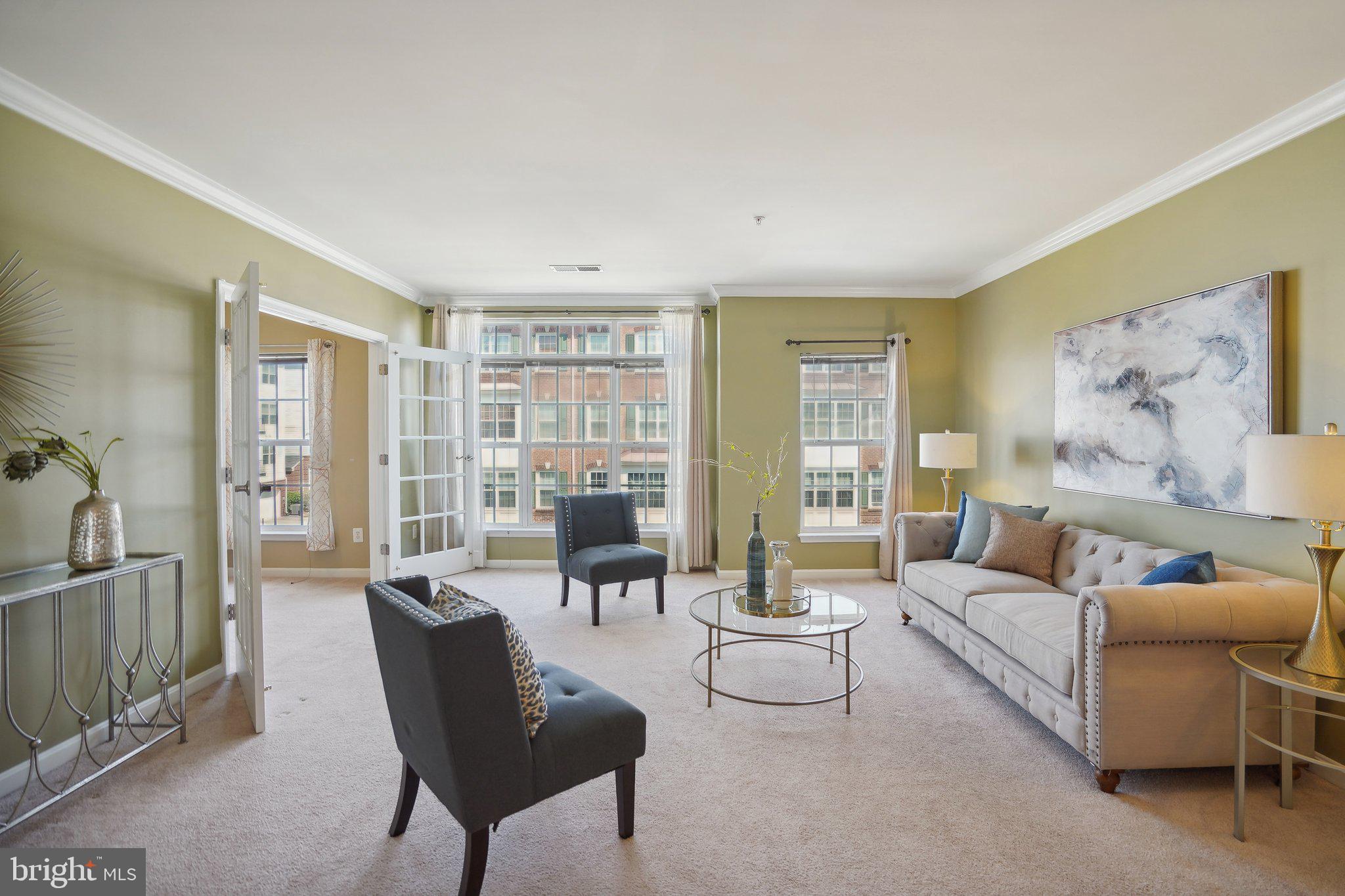 LANSDOWNE TOWN CENTER CONDOS - Residential