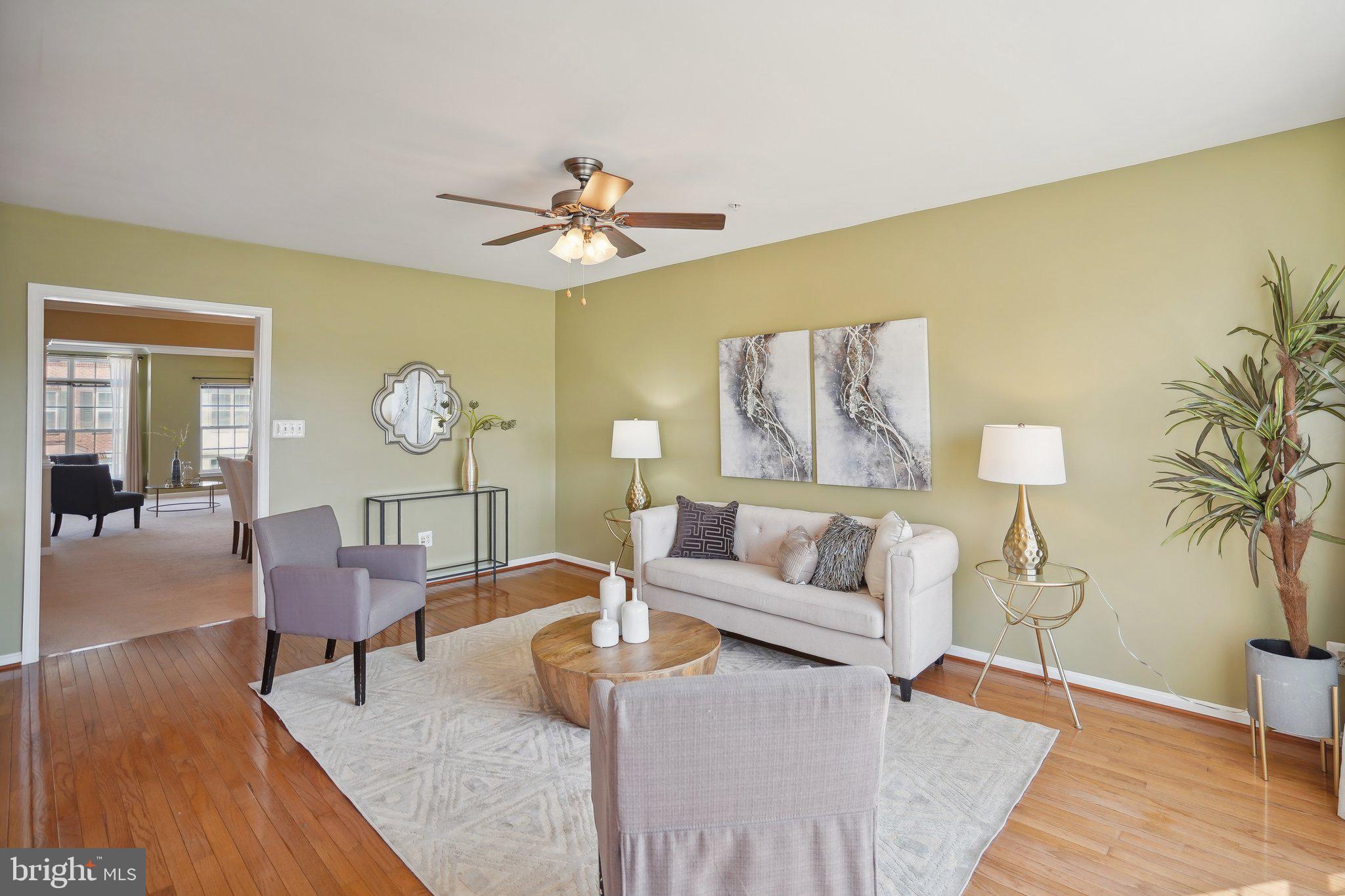 LANSDOWNE TOWN CENTER CONDOS - Residential