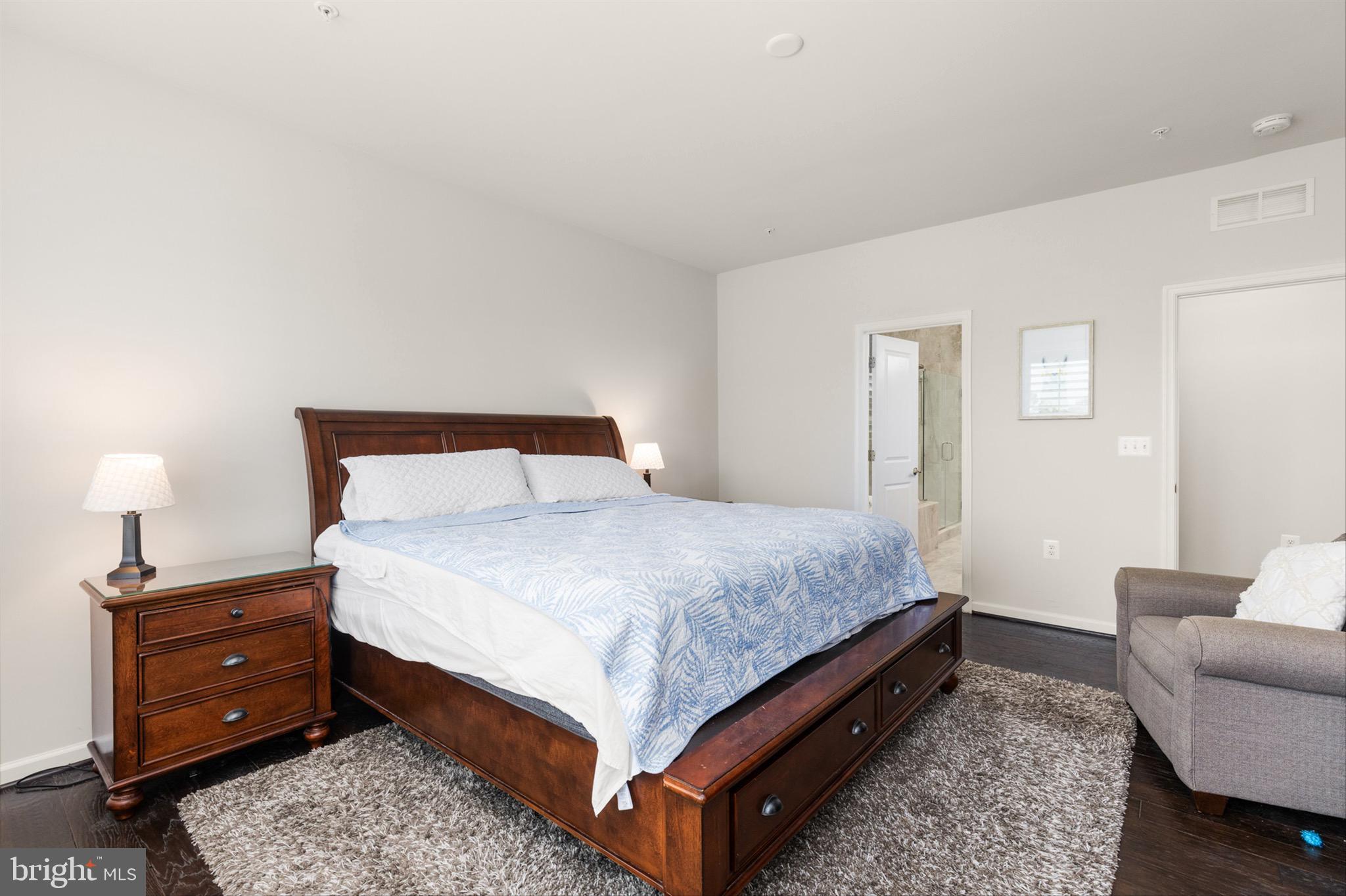 GLEN RIDDLE - Residential