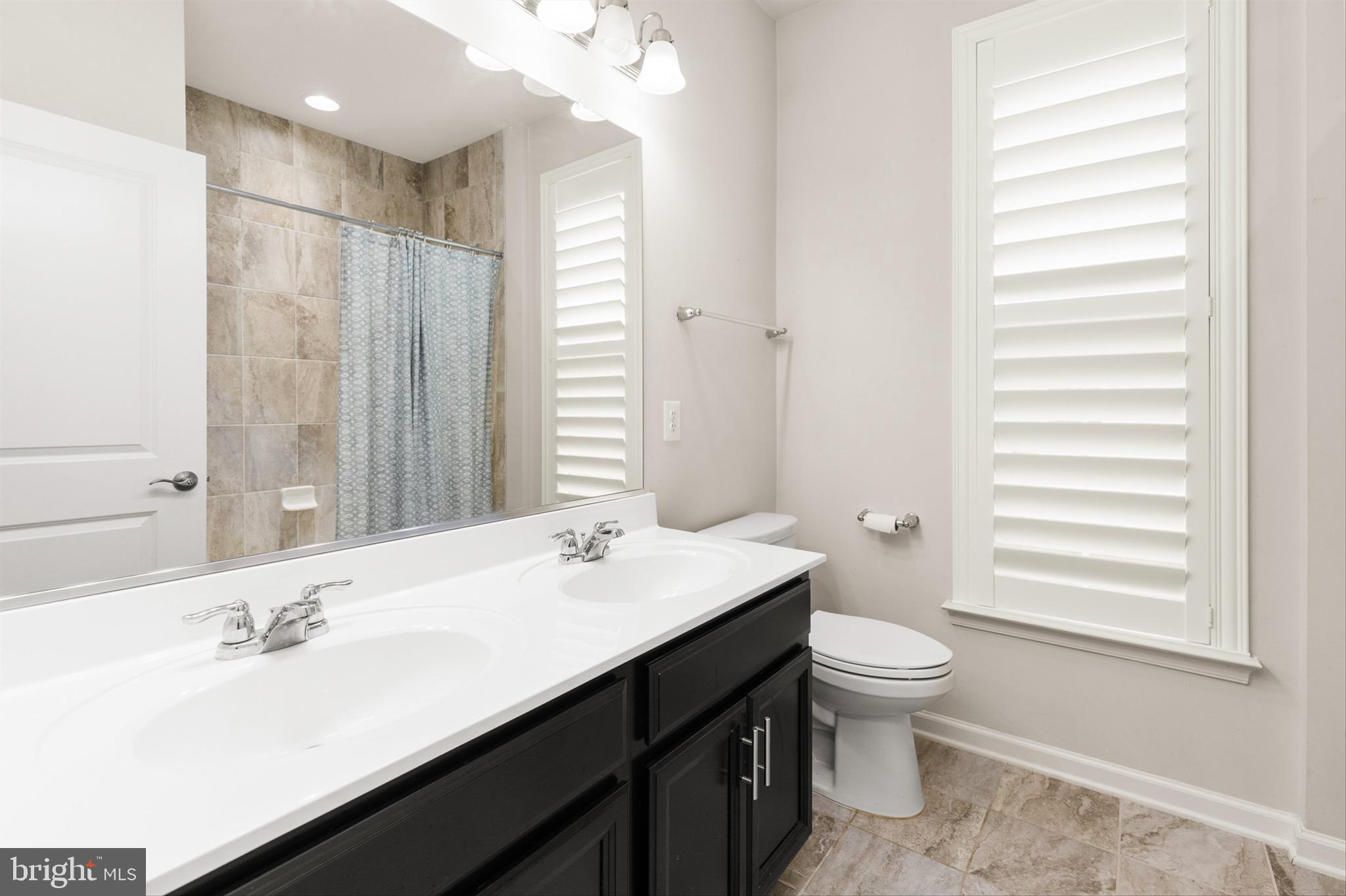 GLEN RIDDLE - Residential