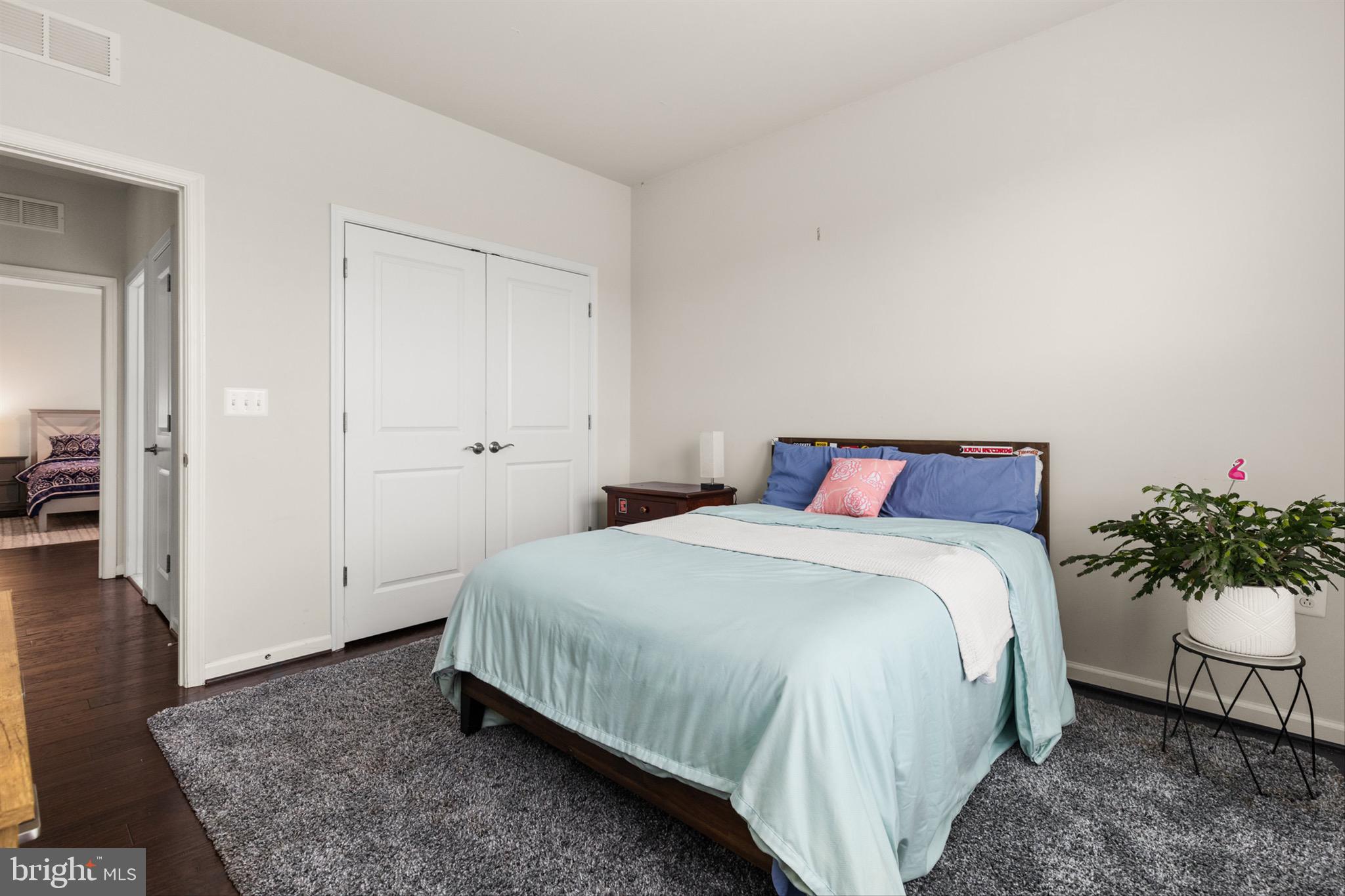 GLEN RIDDLE - Residential