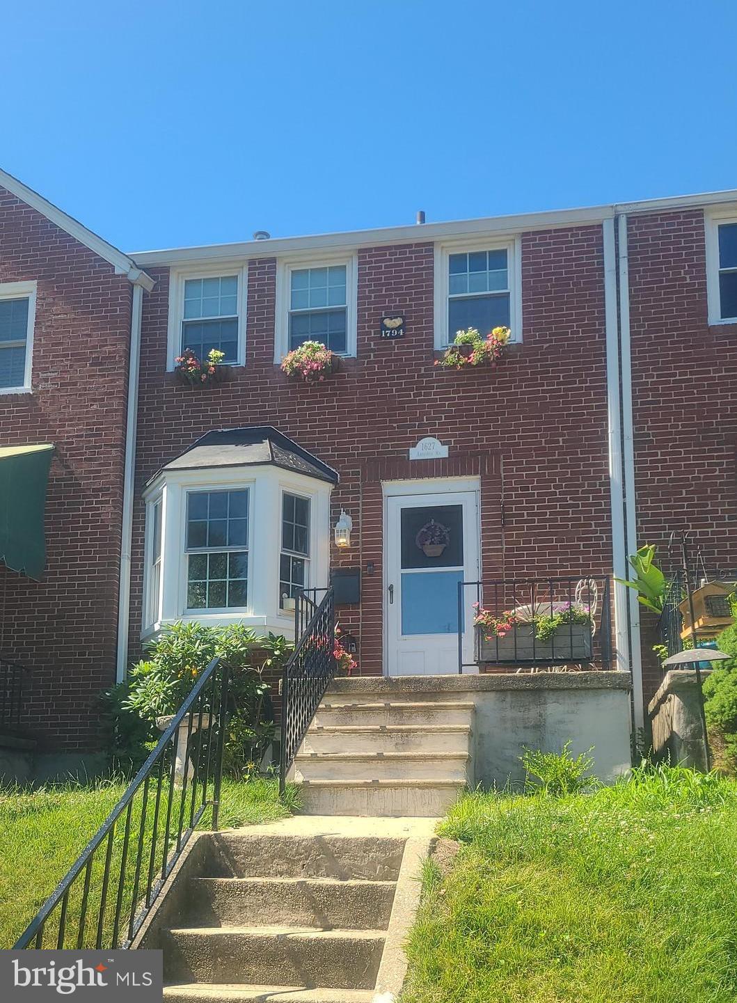 1627 ABERDEEN ROAD