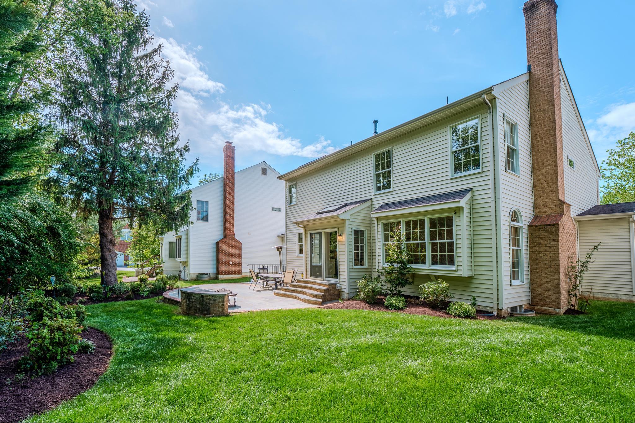 CRIPPENS CORNER - Residential