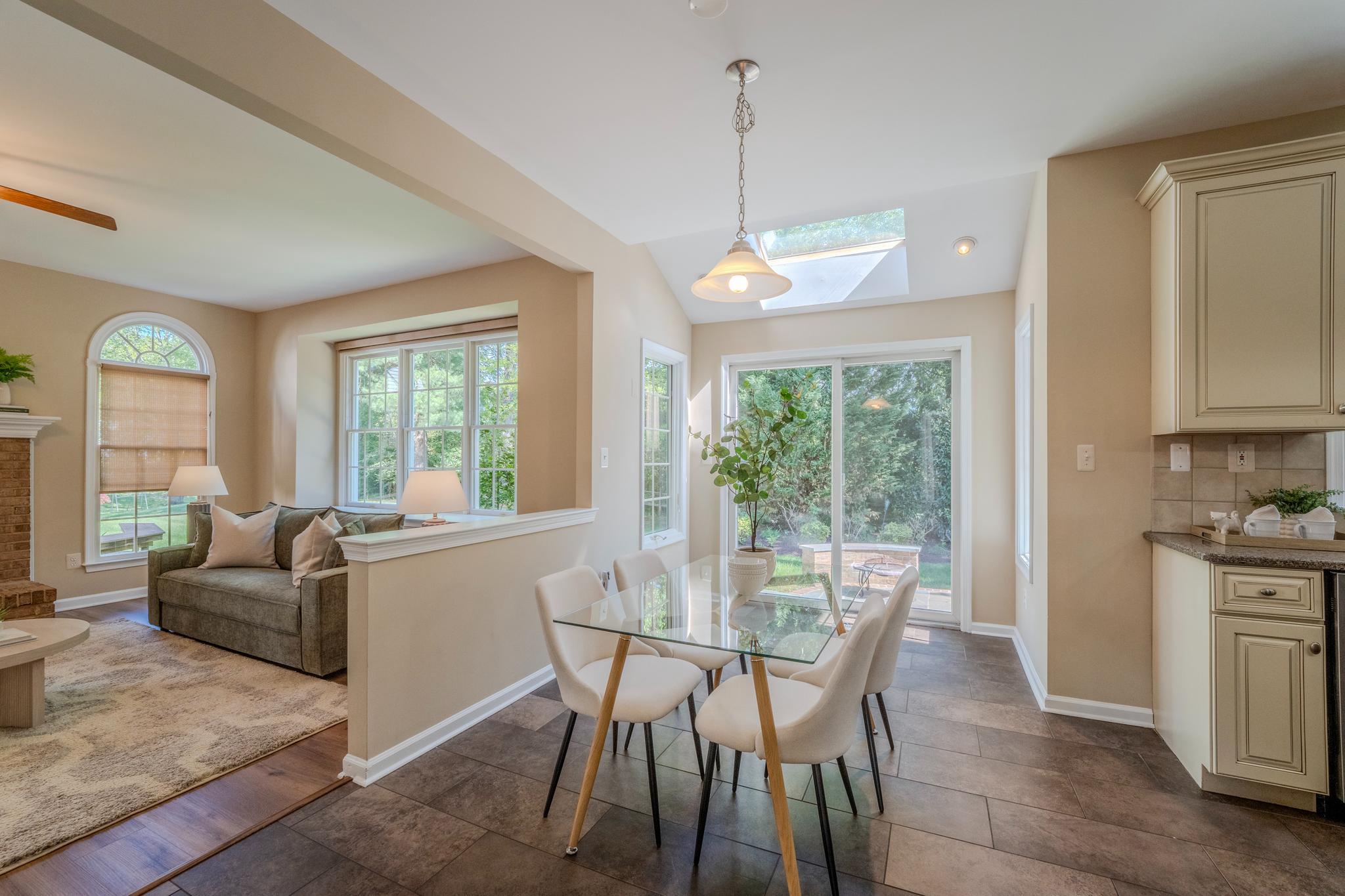 CRIPPENS CORNER - Residential