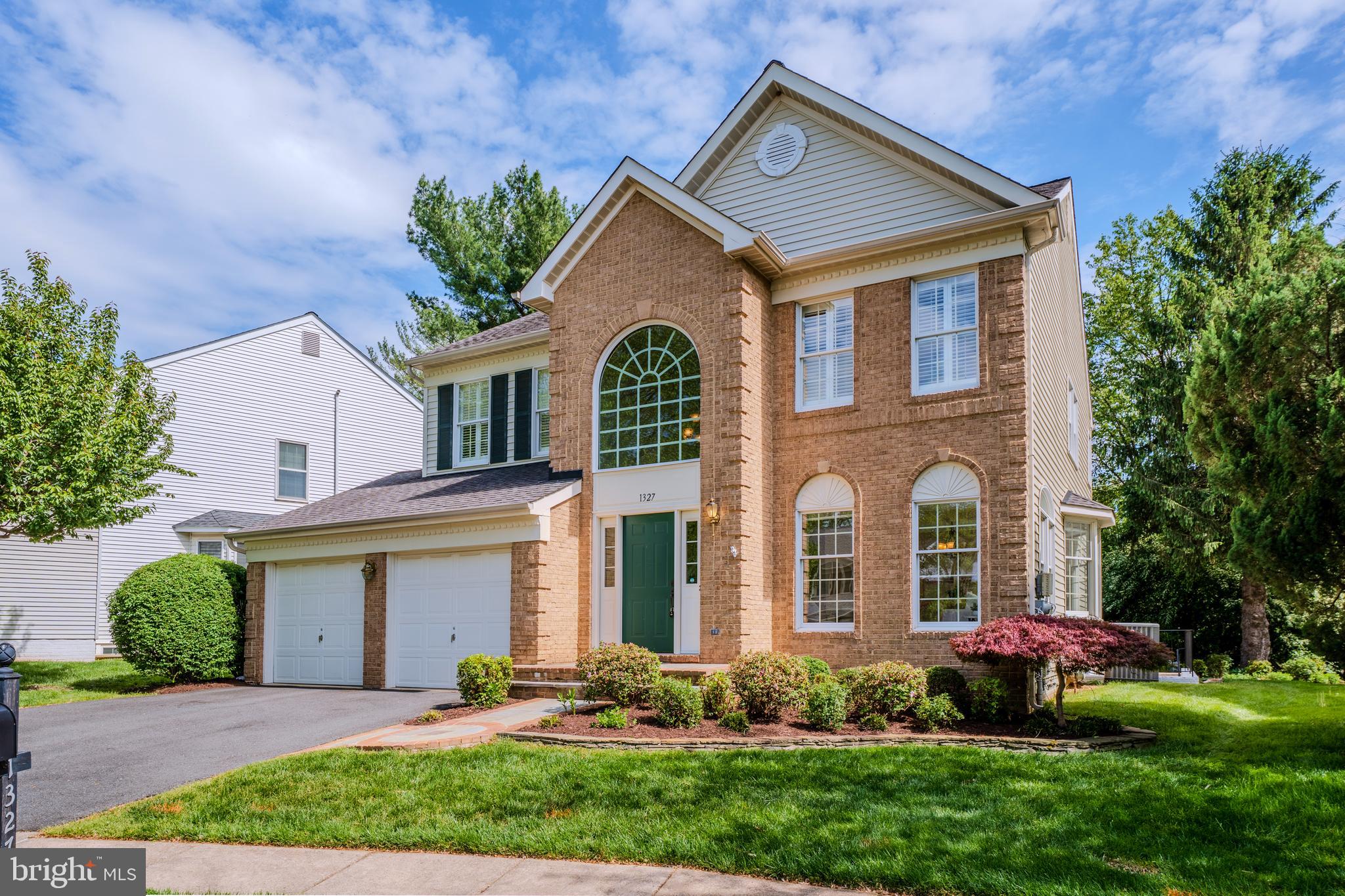 CRIPPENS CORNER - Residential