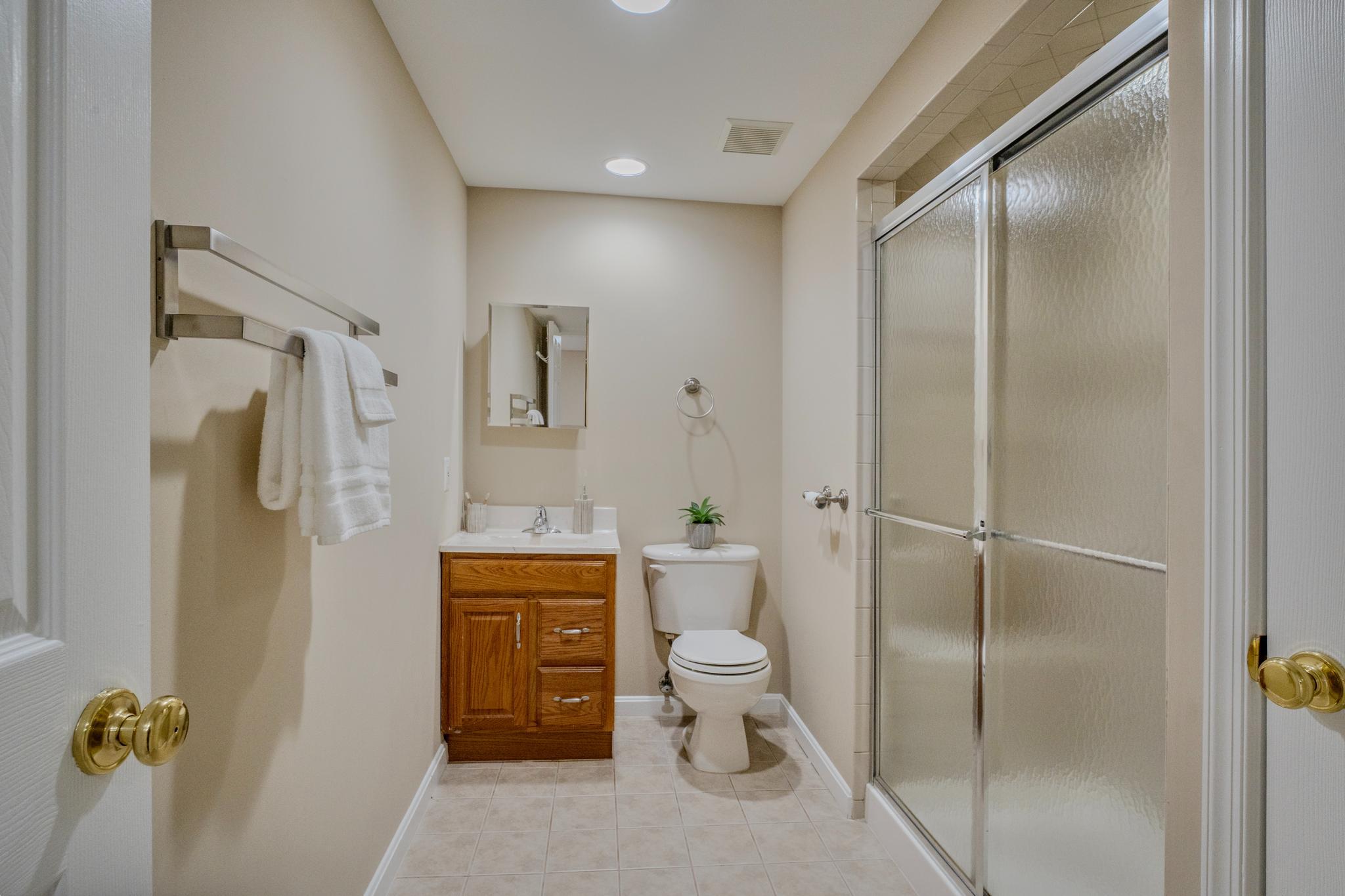 CRIPPENS CORNER - Residential