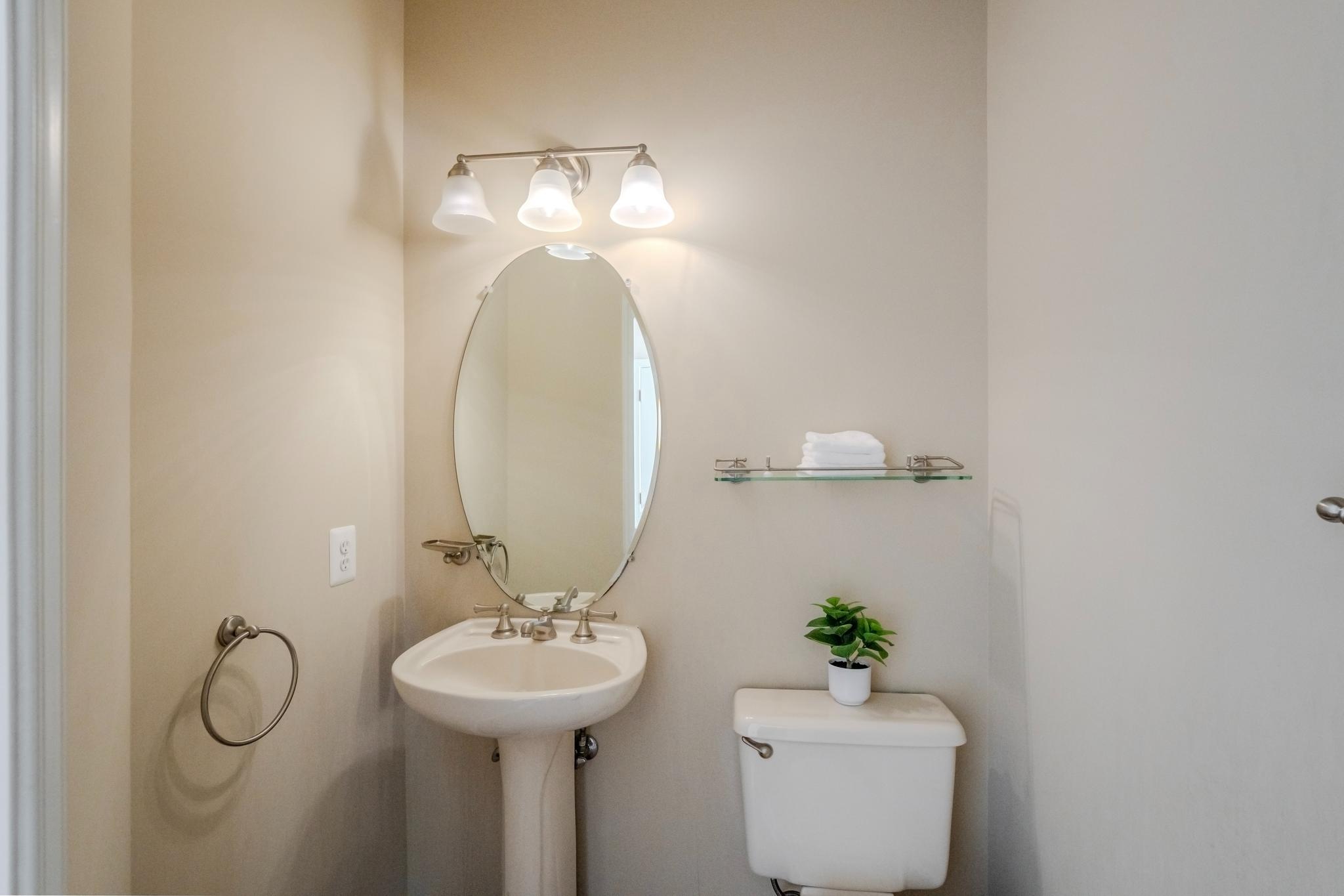 CRIPPENS CORNER - Residential