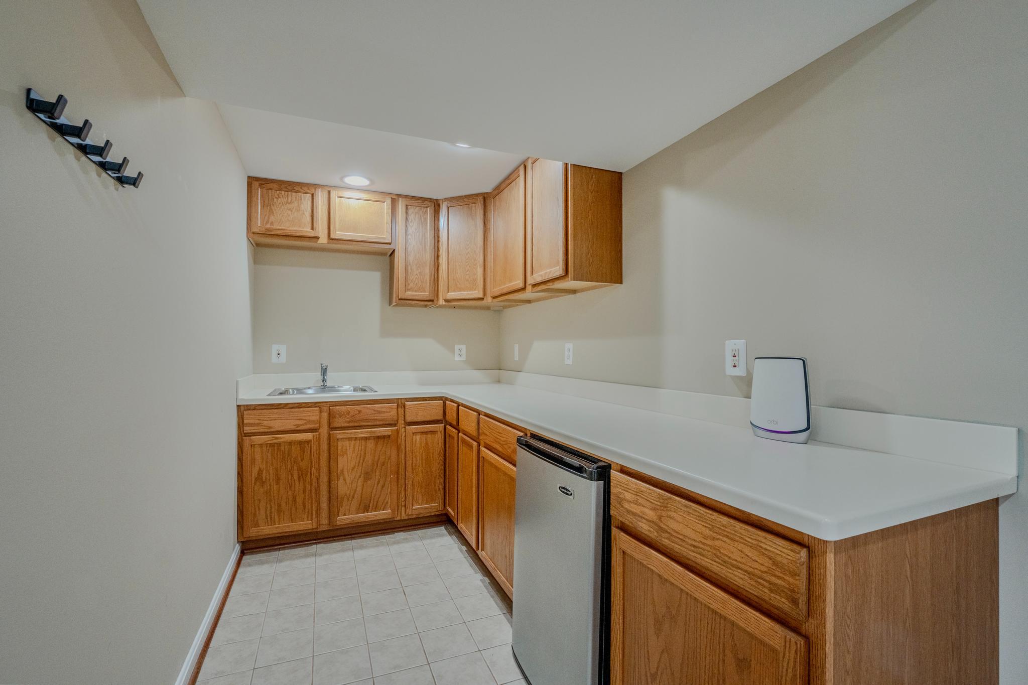 CRIPPENS CORNER - Residential