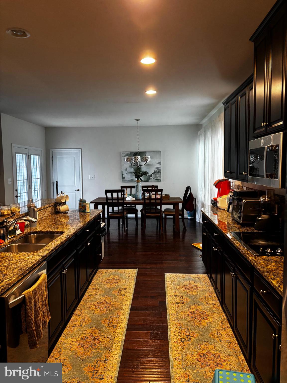 MINTBROOK - Residential Lease