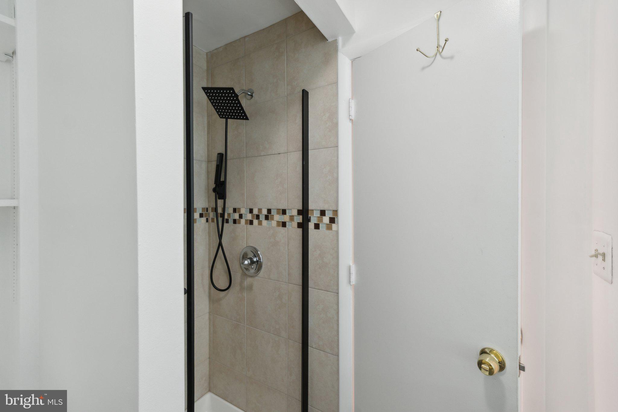 DARNESTOWN OUTSIDE - Residential