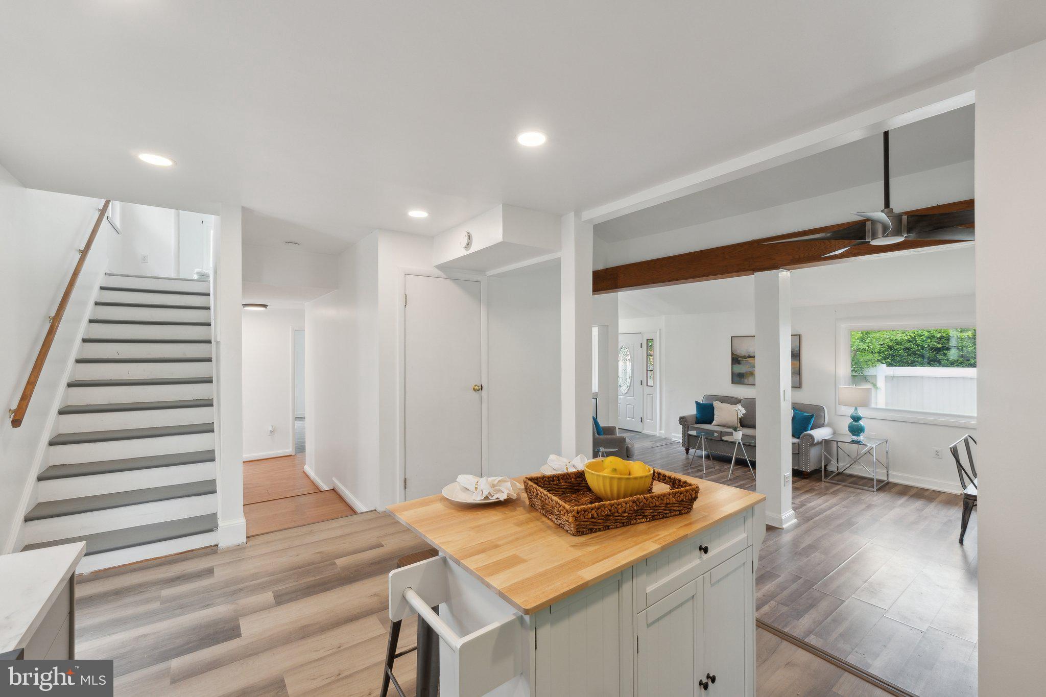 DARNESTOWN OUTSIDE - Residential