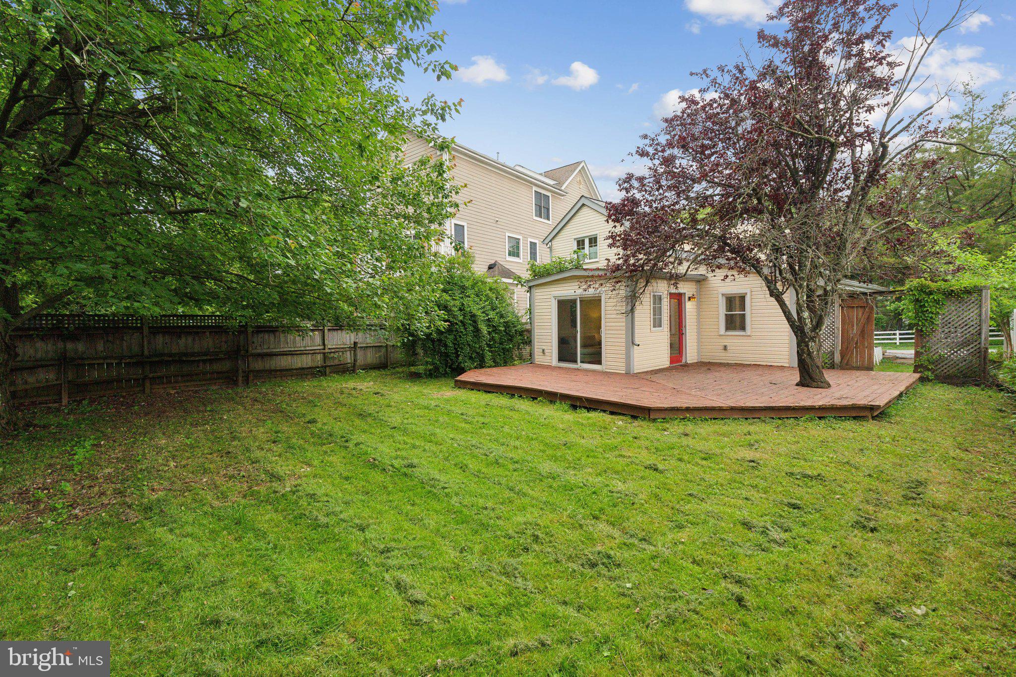 DARNESTOWN OUTSIDE - Residential