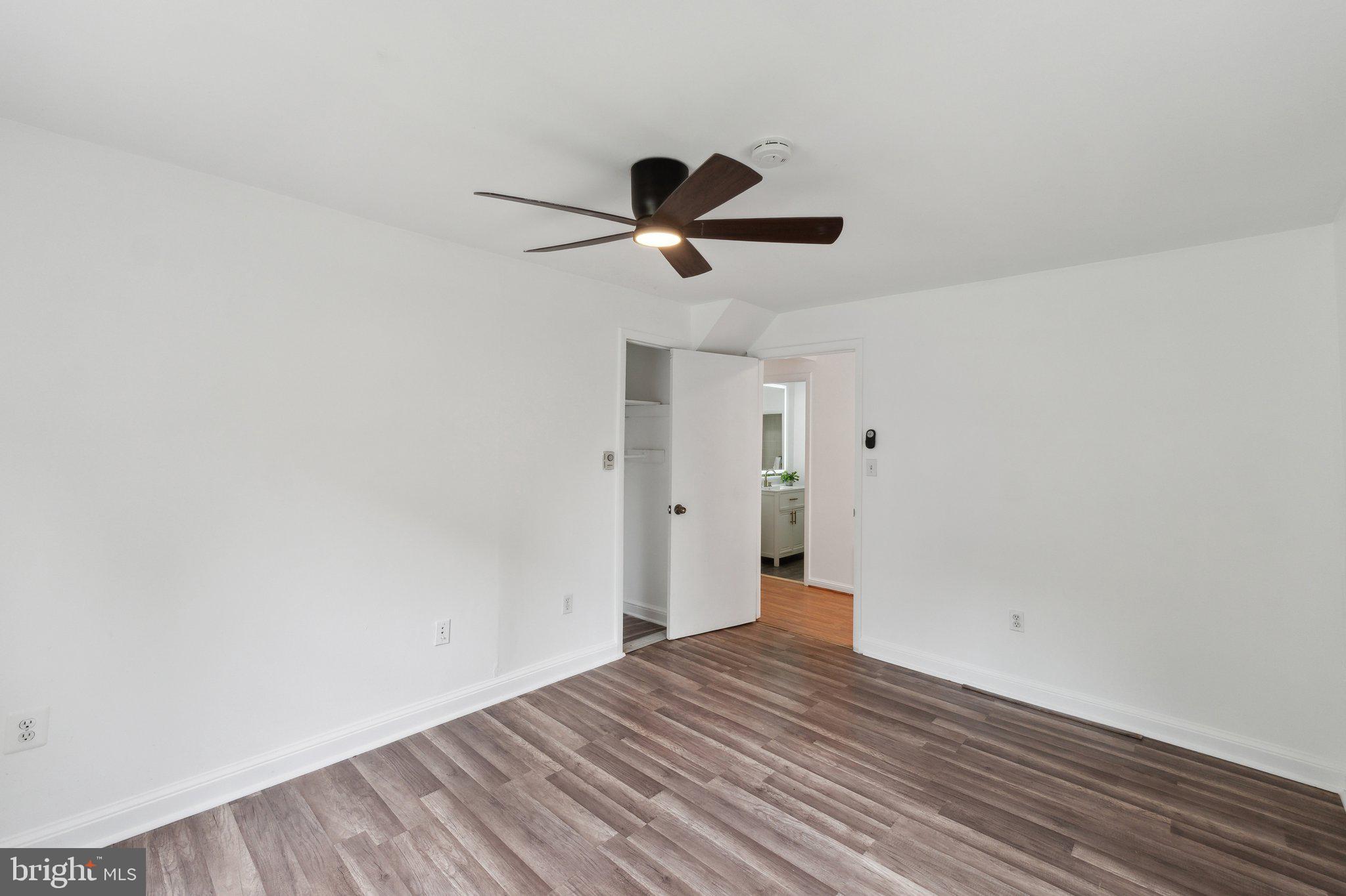 DARNESTOWN OUTSIDE - Residential