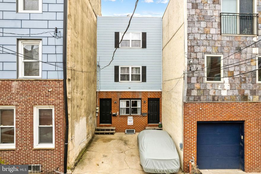 Prime Northern Liberties location. Turnkey duplex with 2 car parking! Located on a quiet street just blocks from the Piazza, this property offers two large units. Both include parking, outdoor space, a washer/dryer, and central air. Each bi-level unit features 2 bedrooms, 2 baths, plenty of storage space. Each unit currently rents for $2,800 a month with tenant paying utilities. The whole building has been updated and meticulously maintained. Invest in one of Philadelphia's hottest neighborhoods, which offers abundant entertainment, dining, and park space within blocks of this location. Easy access to I-95 and the SEPTA Blue Line. Schedule your tour!
