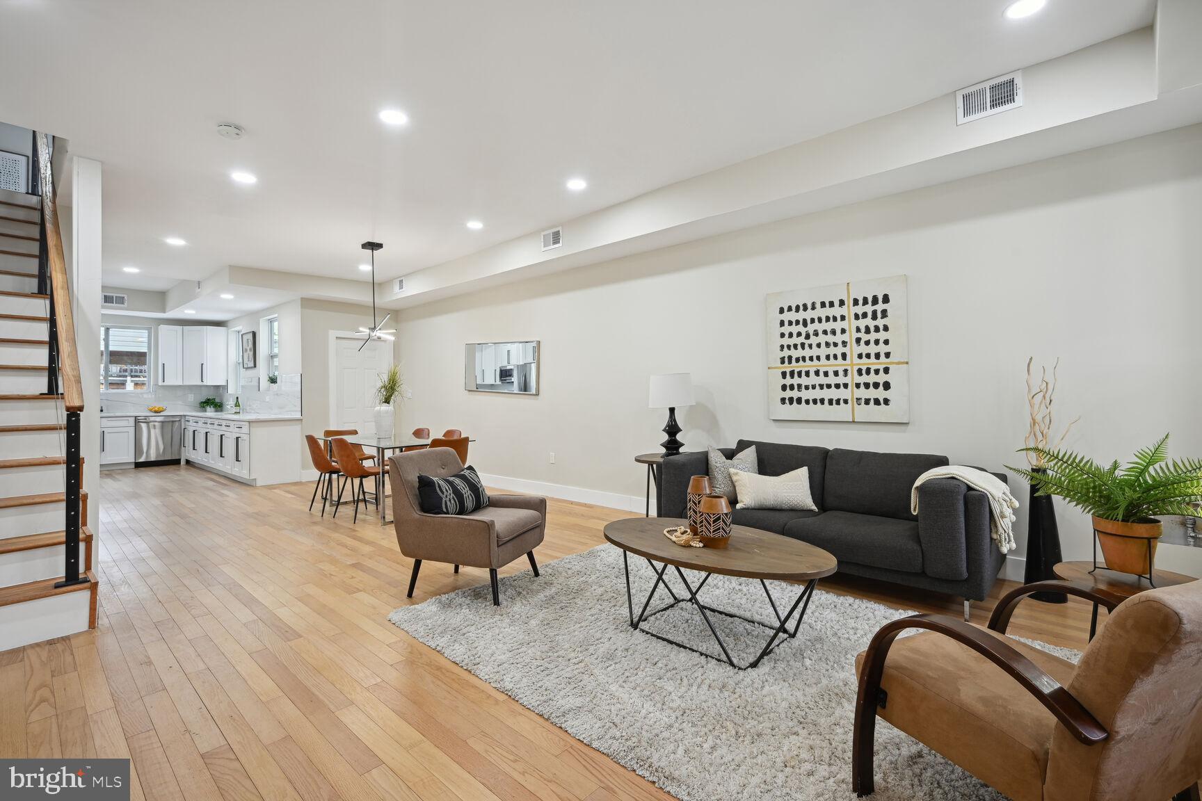 1411 MONTELLO AVENUE NE