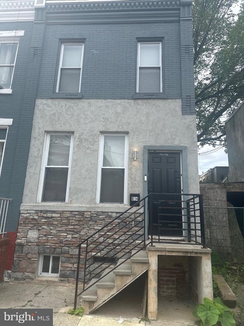 Townhouse For Sale - 814 W Birch Street<br/> PHILADELPHIA, PA 19133